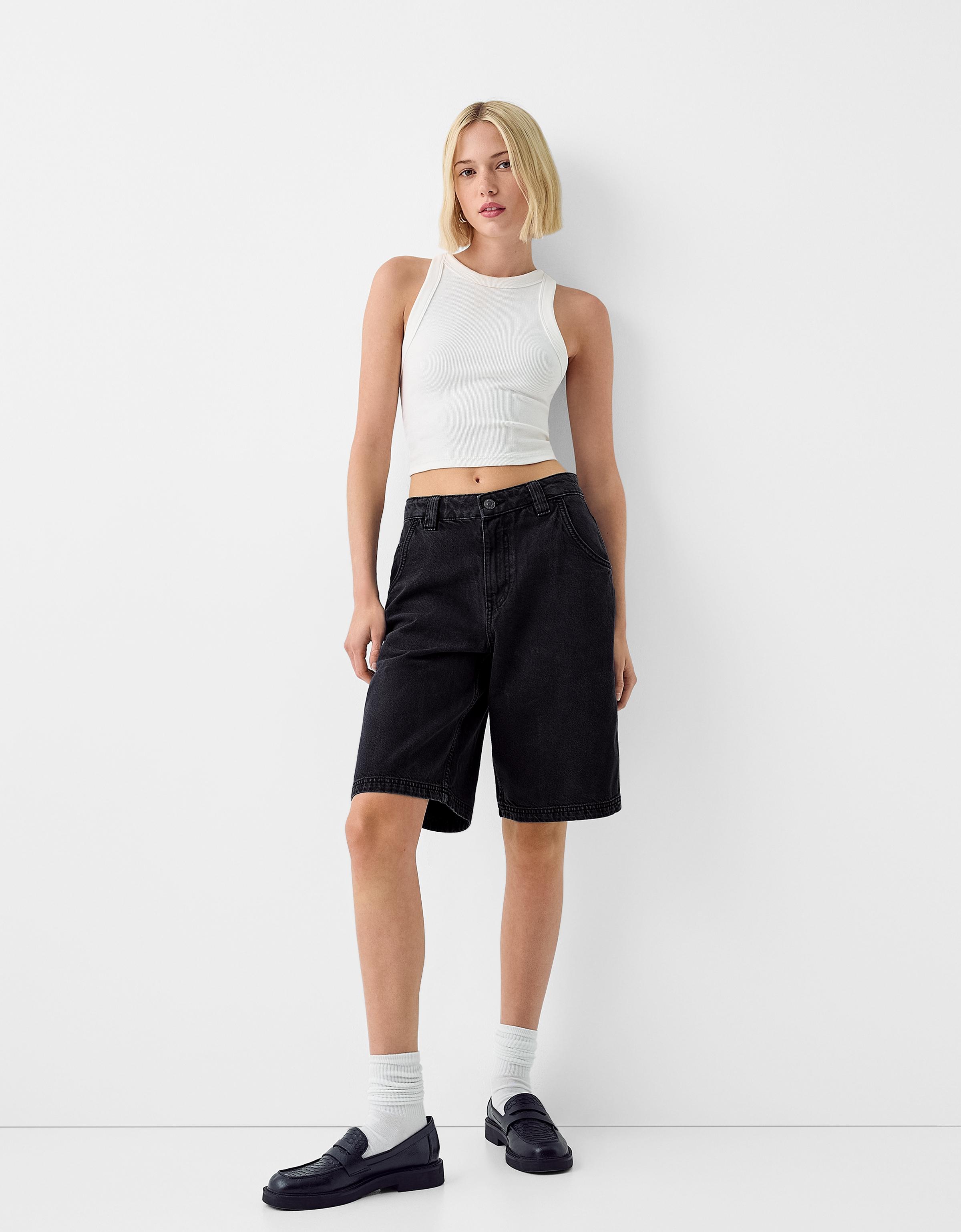 Pantaloncini corti bershka online