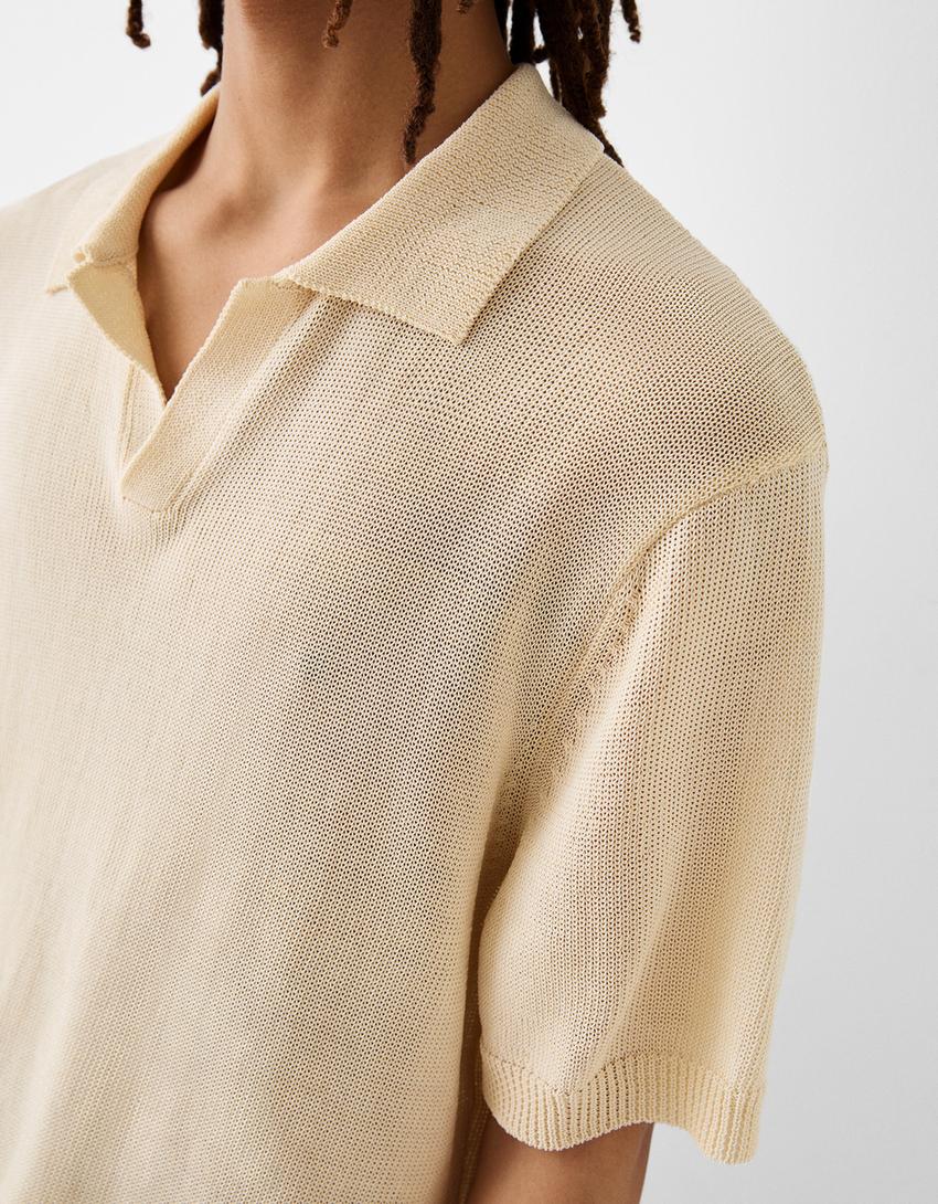 قميص بولو بأكمام قصيرة وملمس بارز-رملي-5