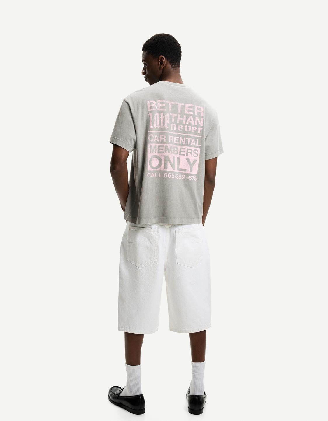 Short sleeve T-shirt with print