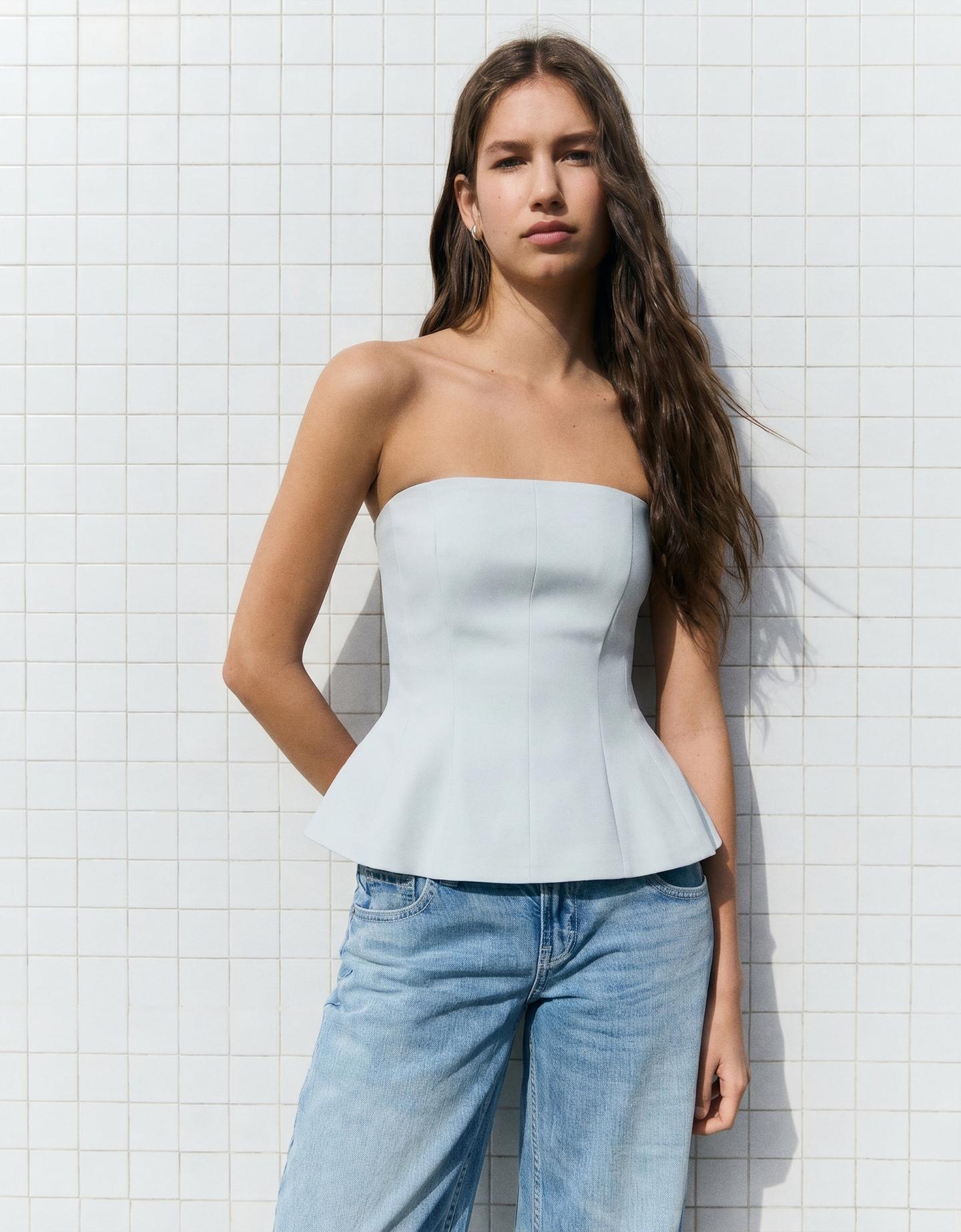 Bershka gorsetowy top z kokardą z tyłu jasnoniebieski