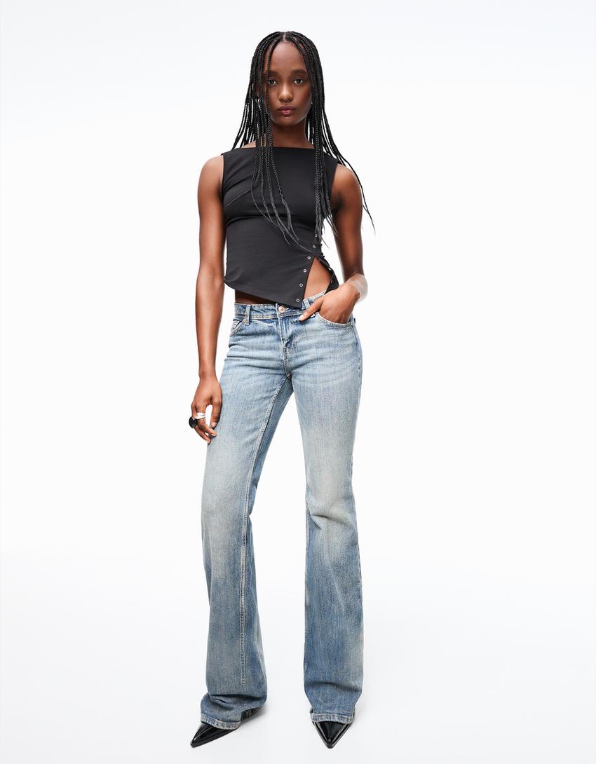 Low waist boot-cut jeans Pants Women Bershka - Main Image