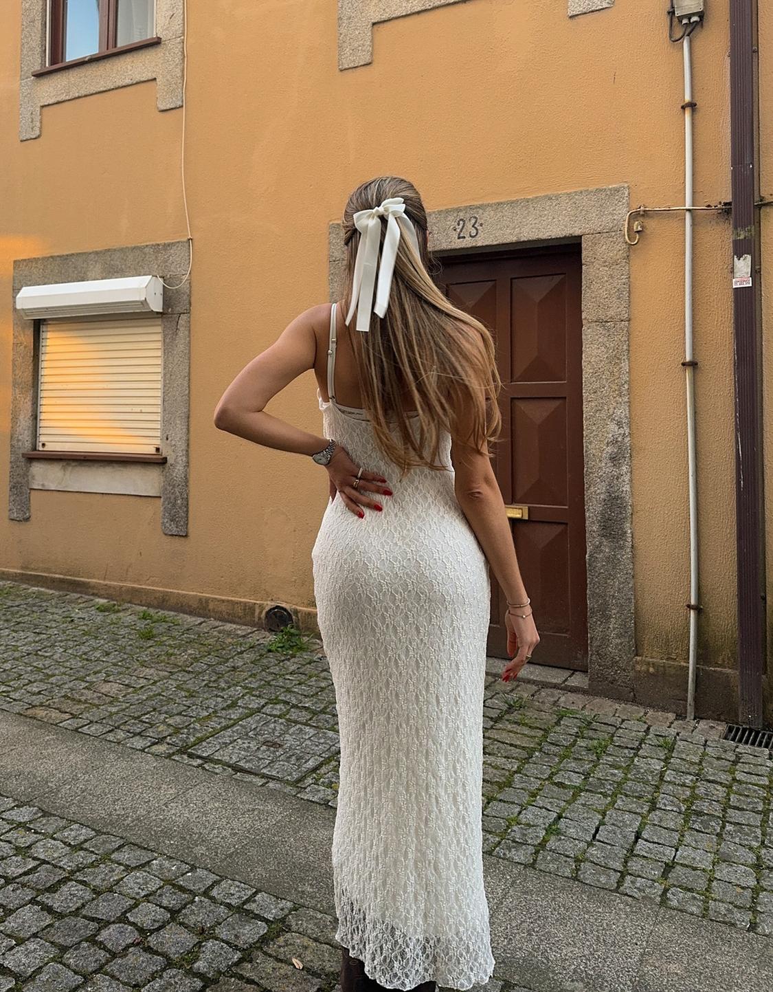 Blonde lace midi dress
