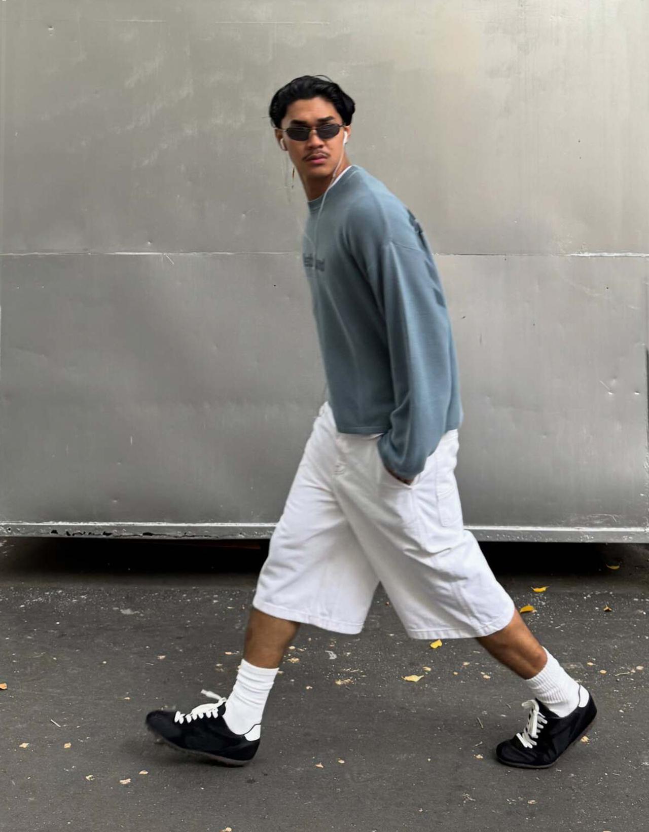 SLIM RETRO TRAINERS — BLACK