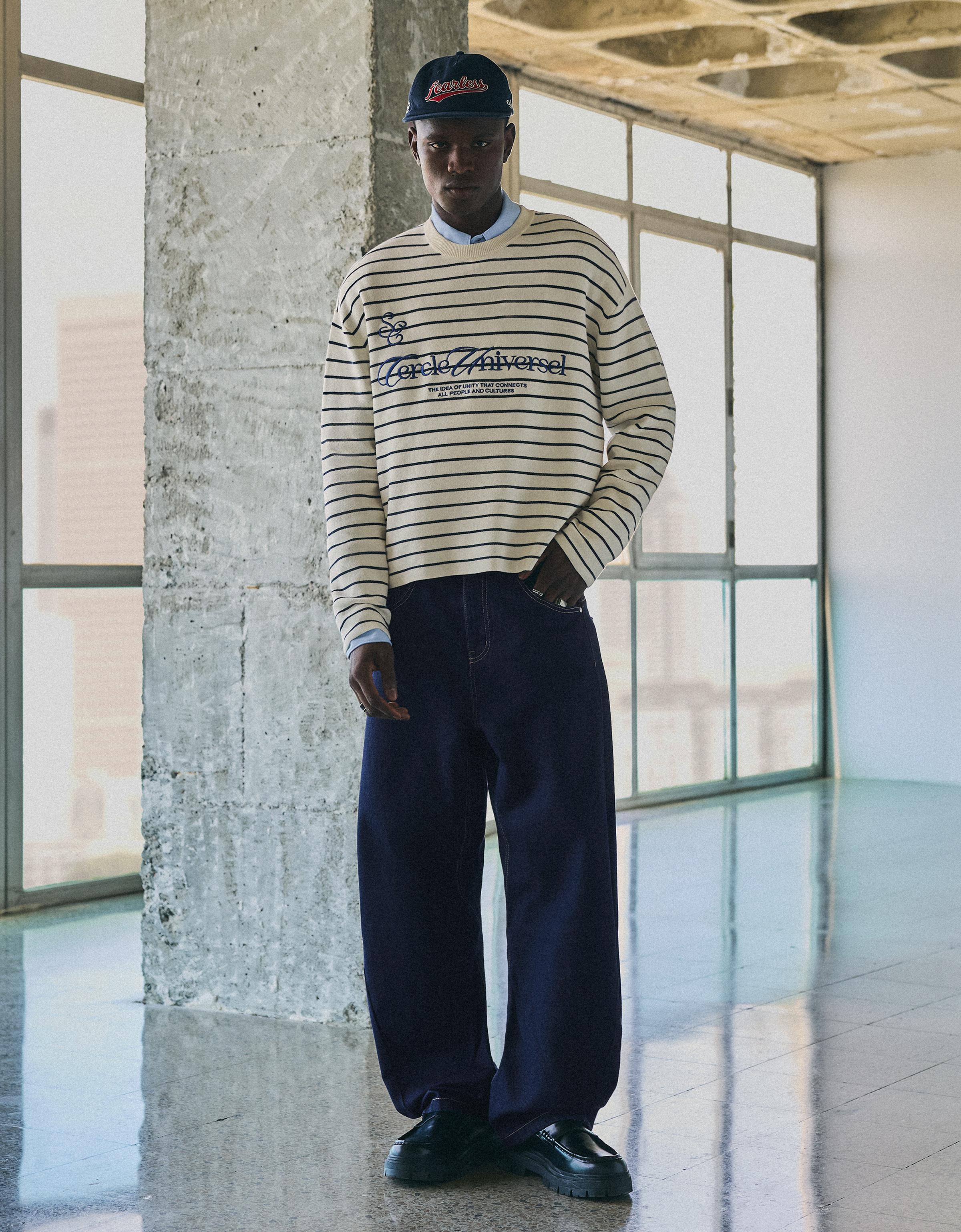 Twisted fit jeans — Navy