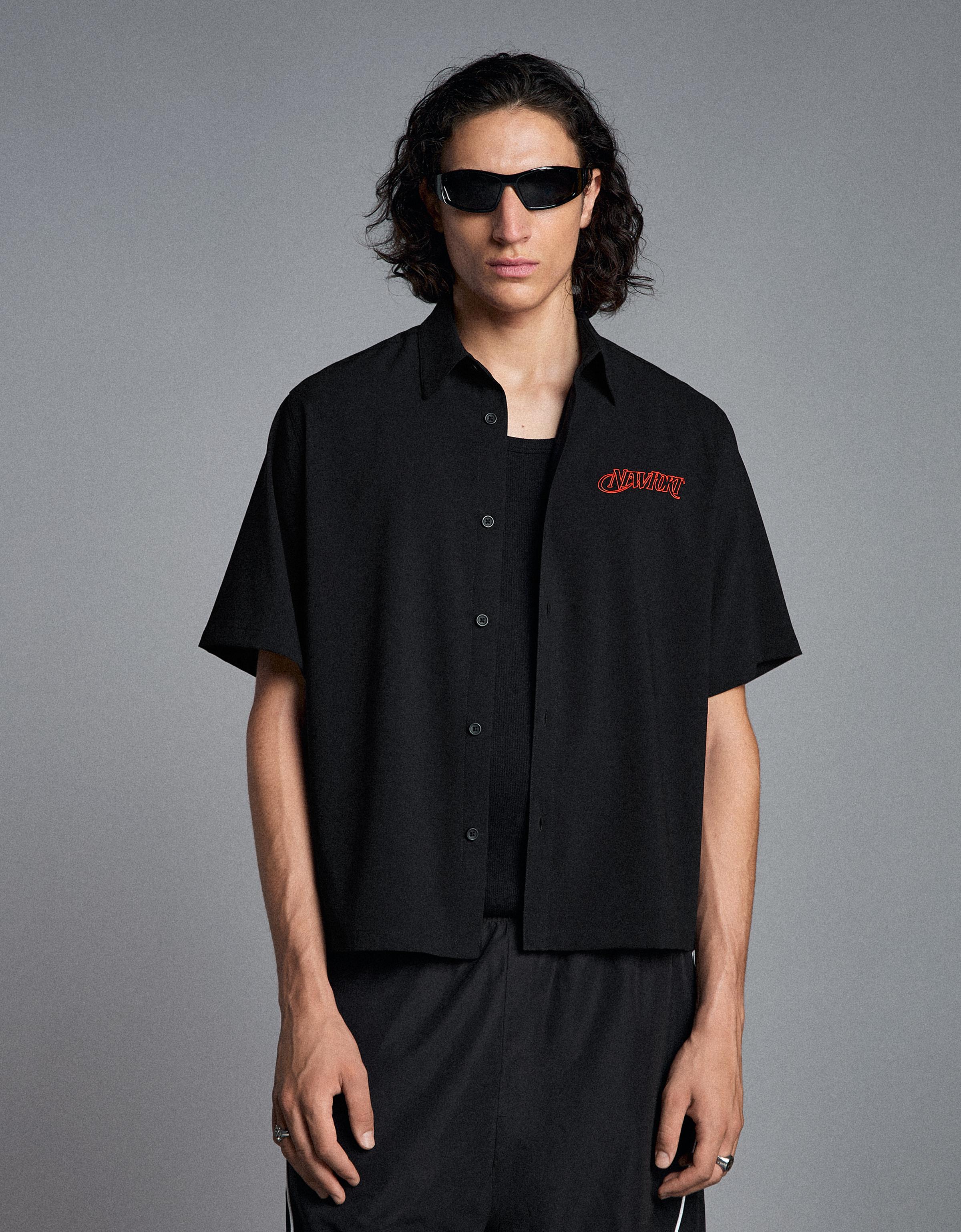 Embroidered short sleeve shirt — Black