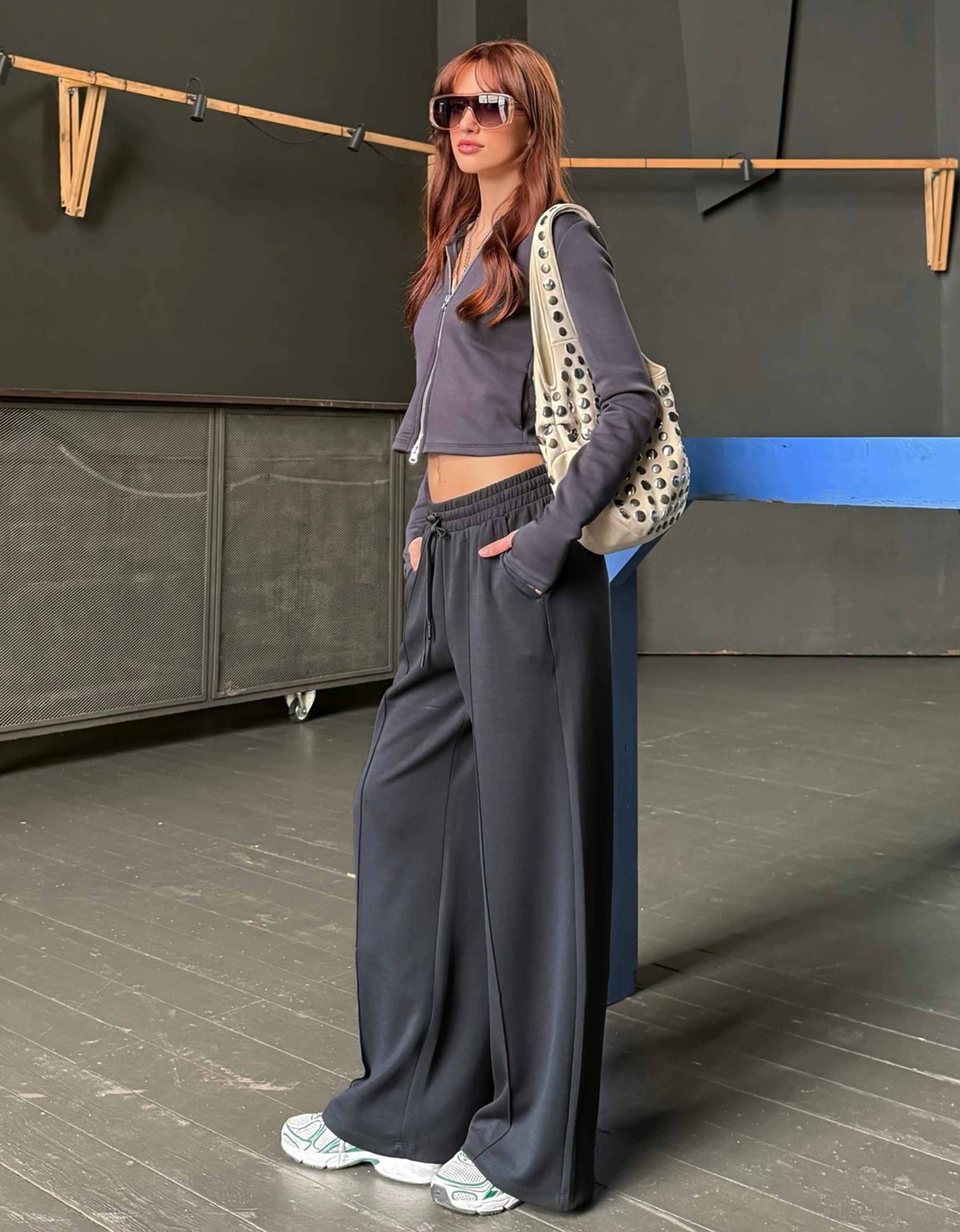 Yumuşak dokulu geniş paça pantolon - Görsel 175