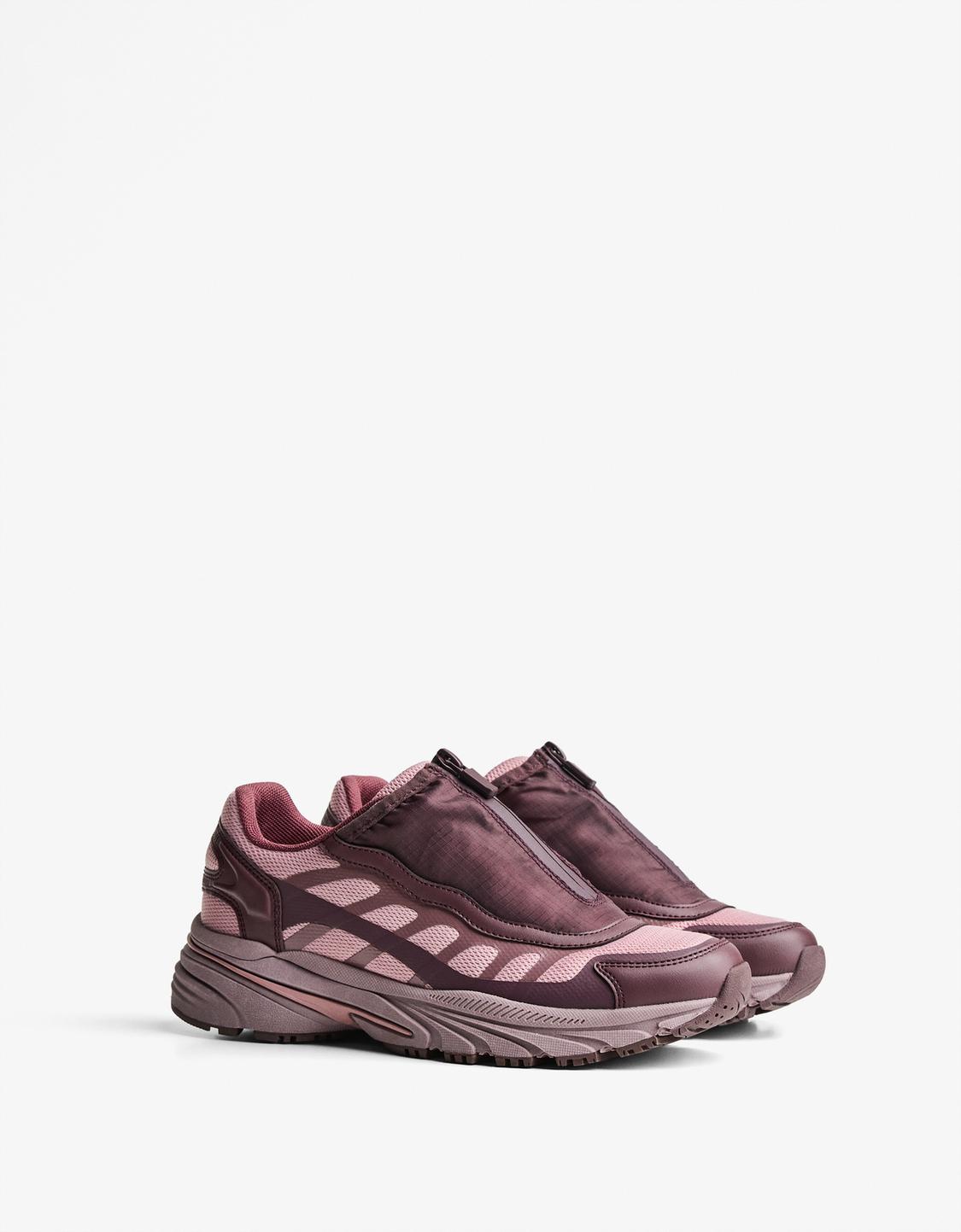 Multi-piece trainers