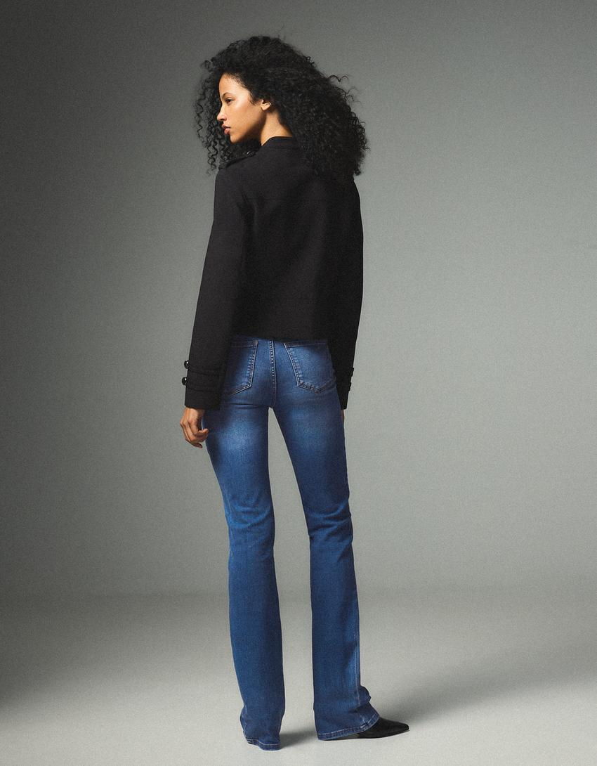 Pantalón flare-Azul lavado