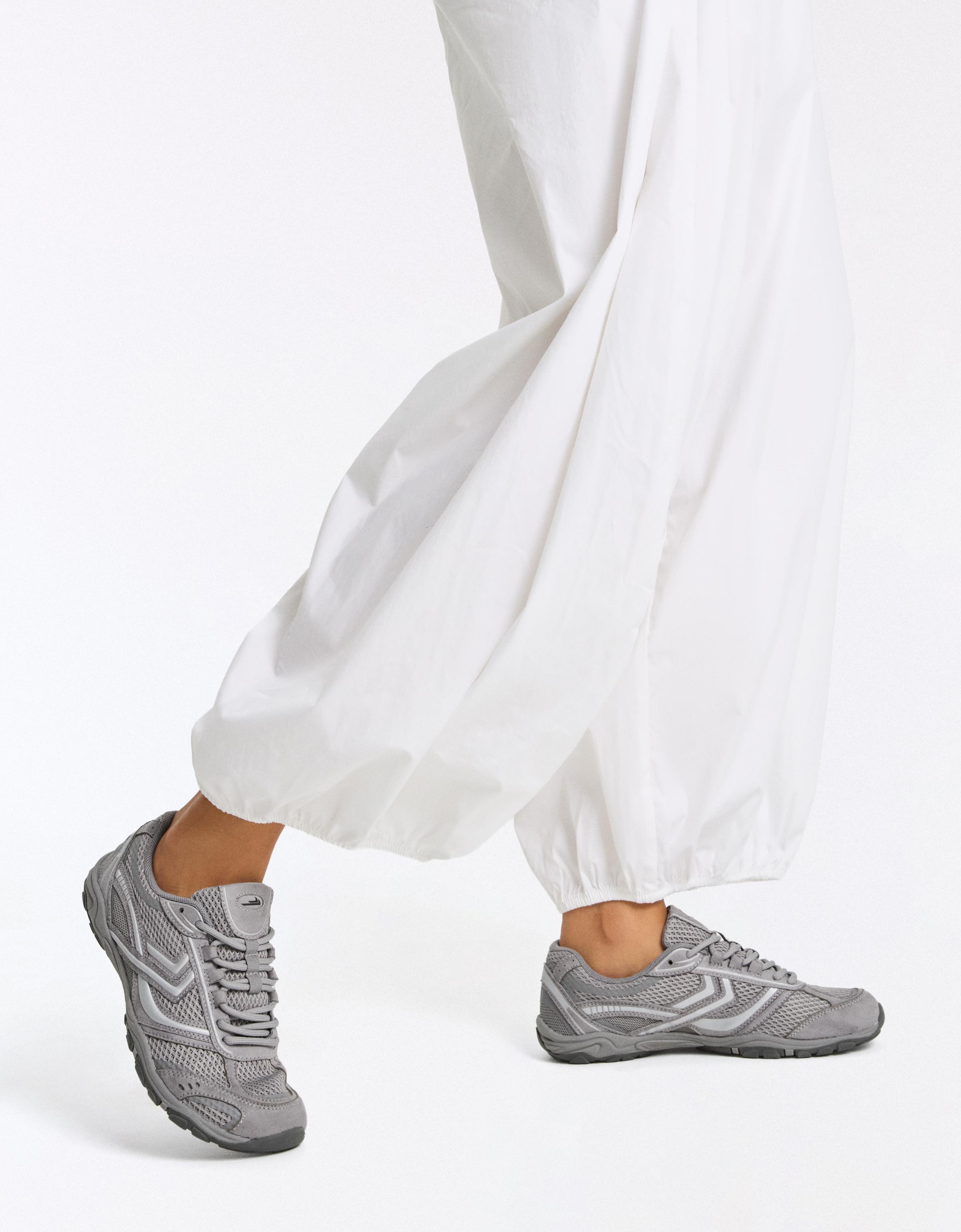 BAREFOOT SNEAKERS — Multicolored