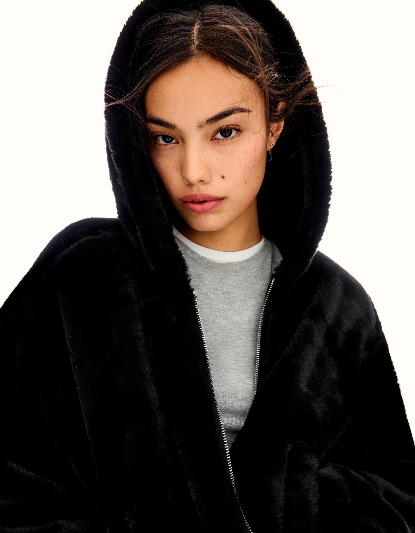Bershka Cazadora Efecto Pelo Capucha Mujer M Negro
