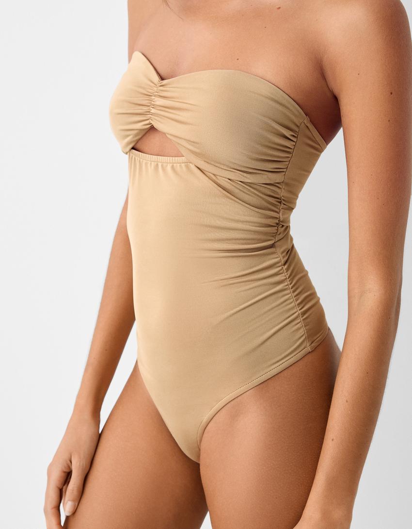 بودي بأكتاف مكشوفة وفتحة-زهري-6