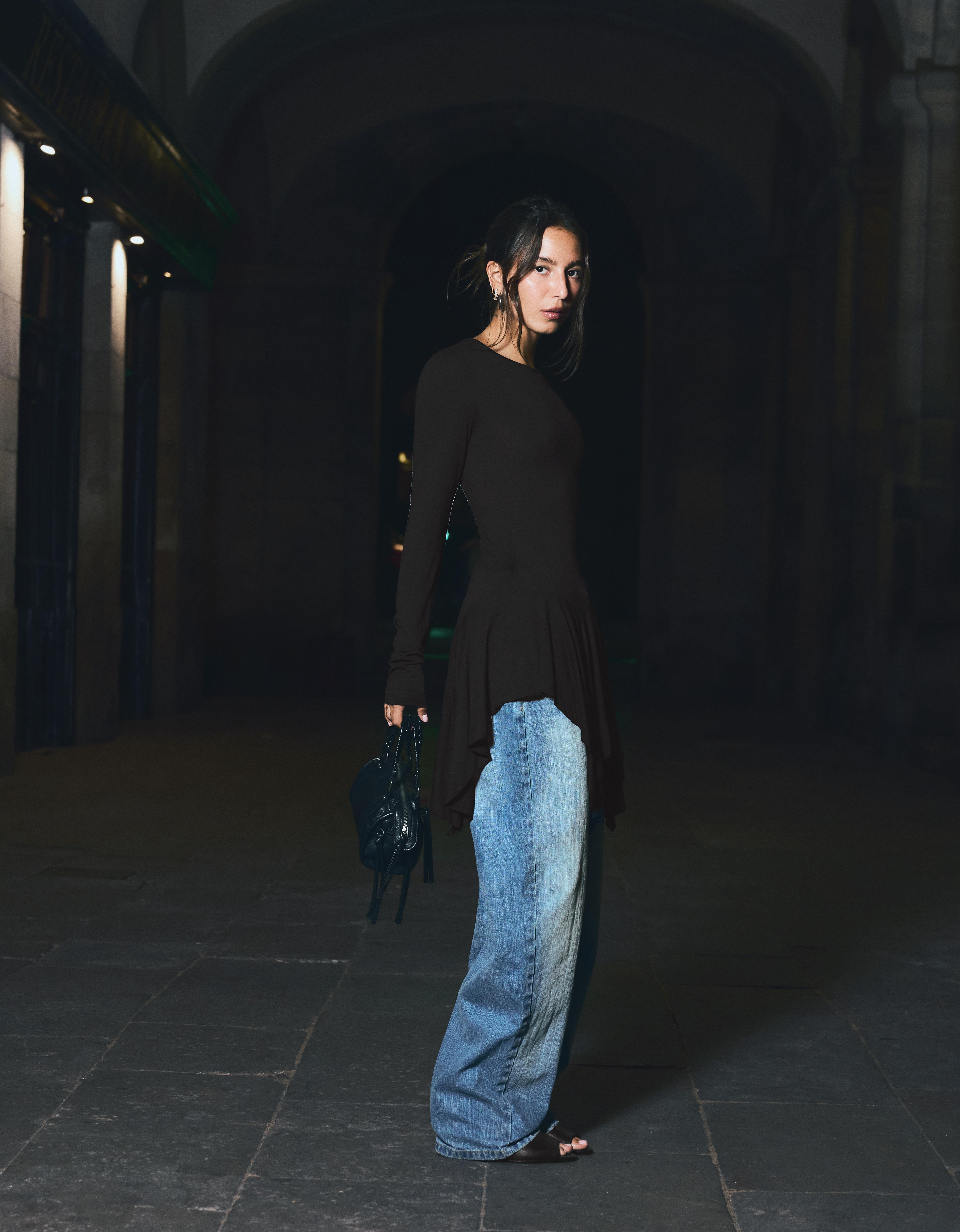 Long-sleeved frill T-shirt — Black