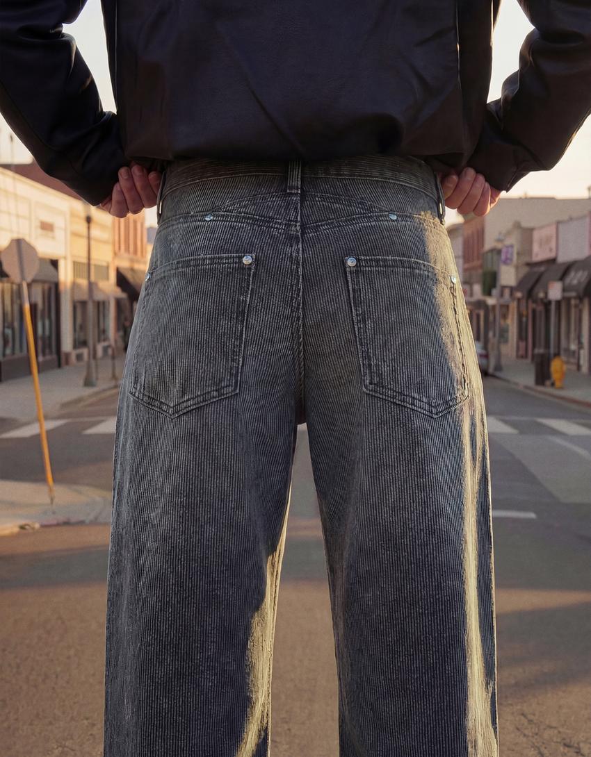 Jeans boyfriend cintura baixa textura bombazina-Cinza