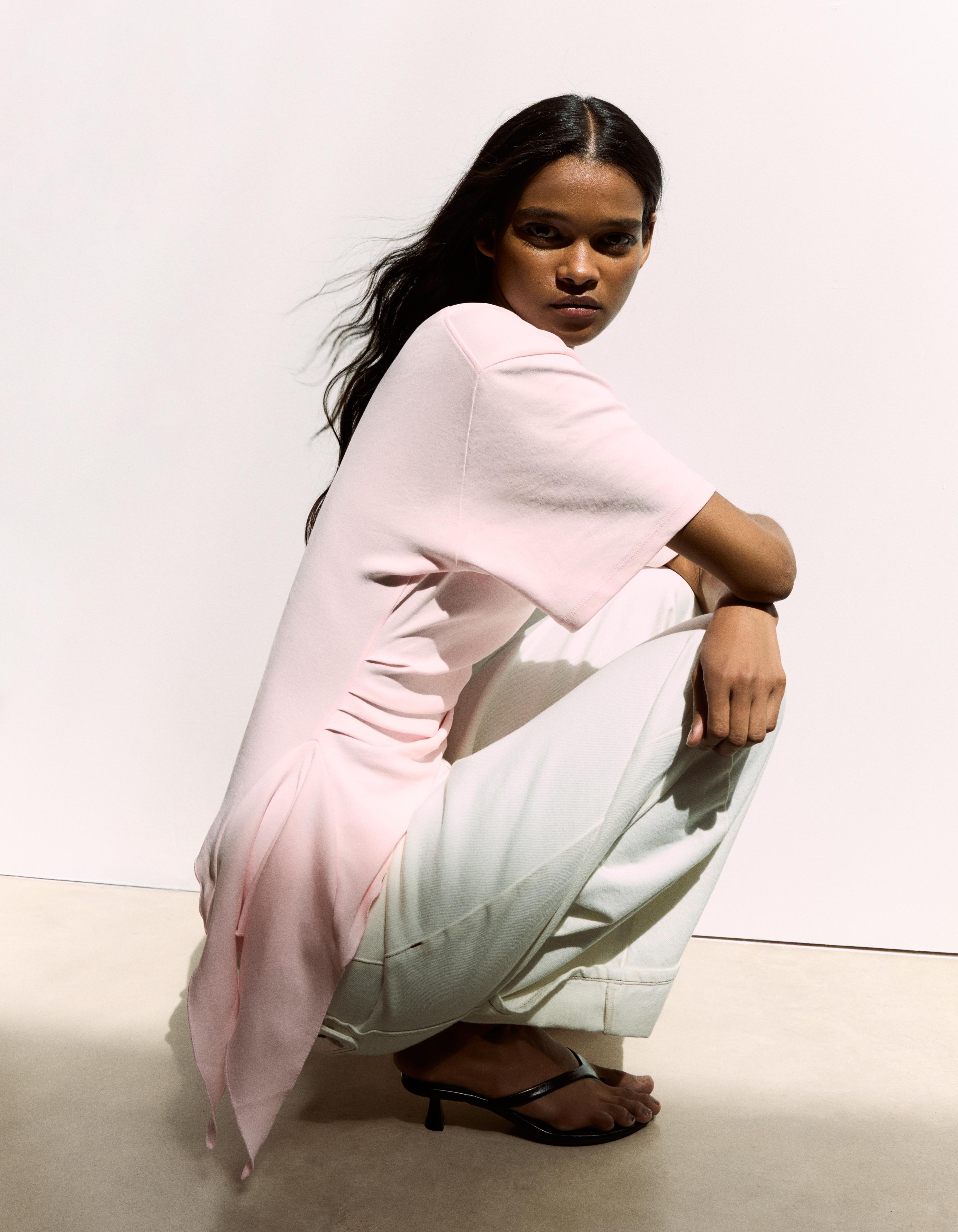 Short sleeve gathered T-shirt — Pink
