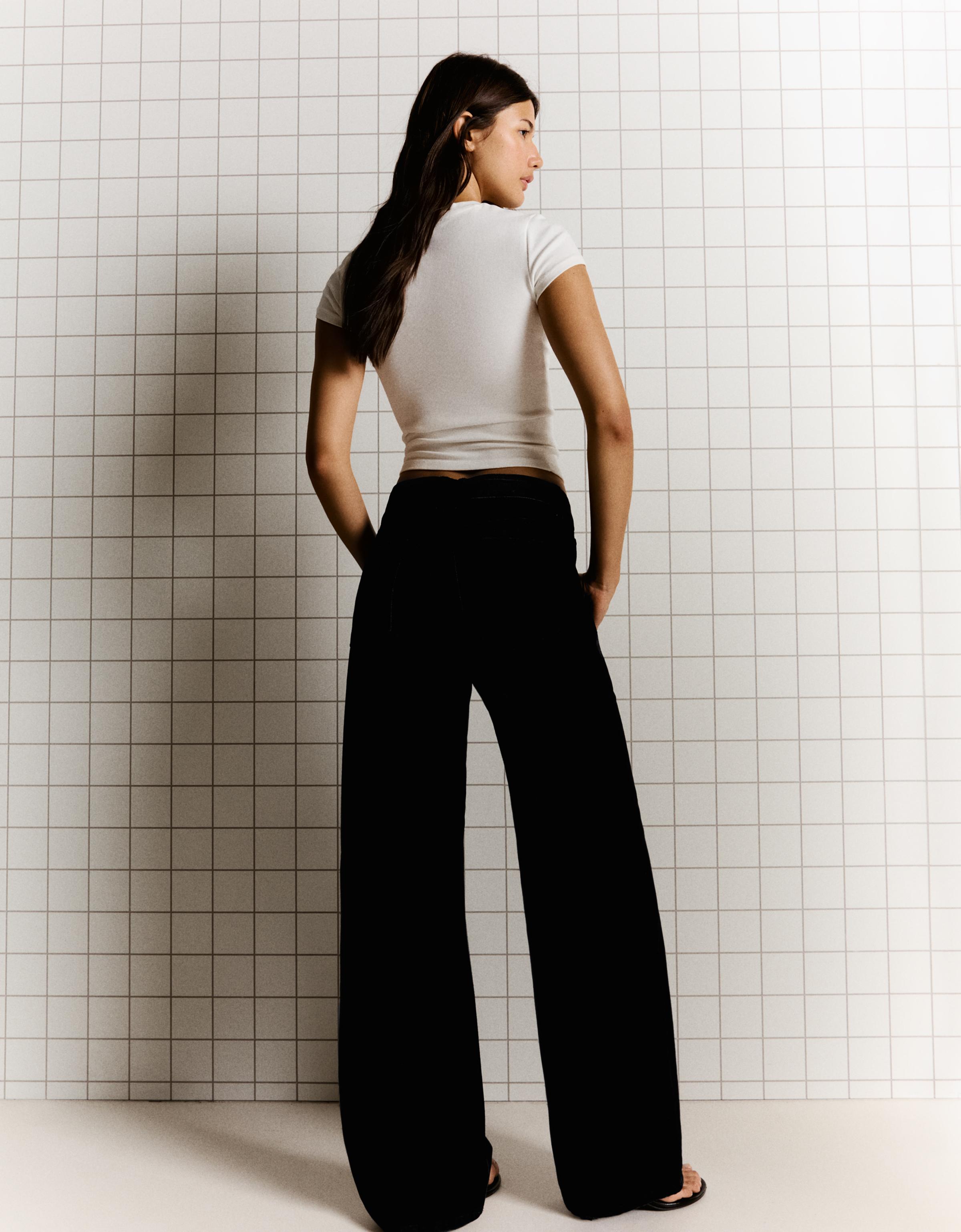 High-waist wide straight-leg jeans — Black