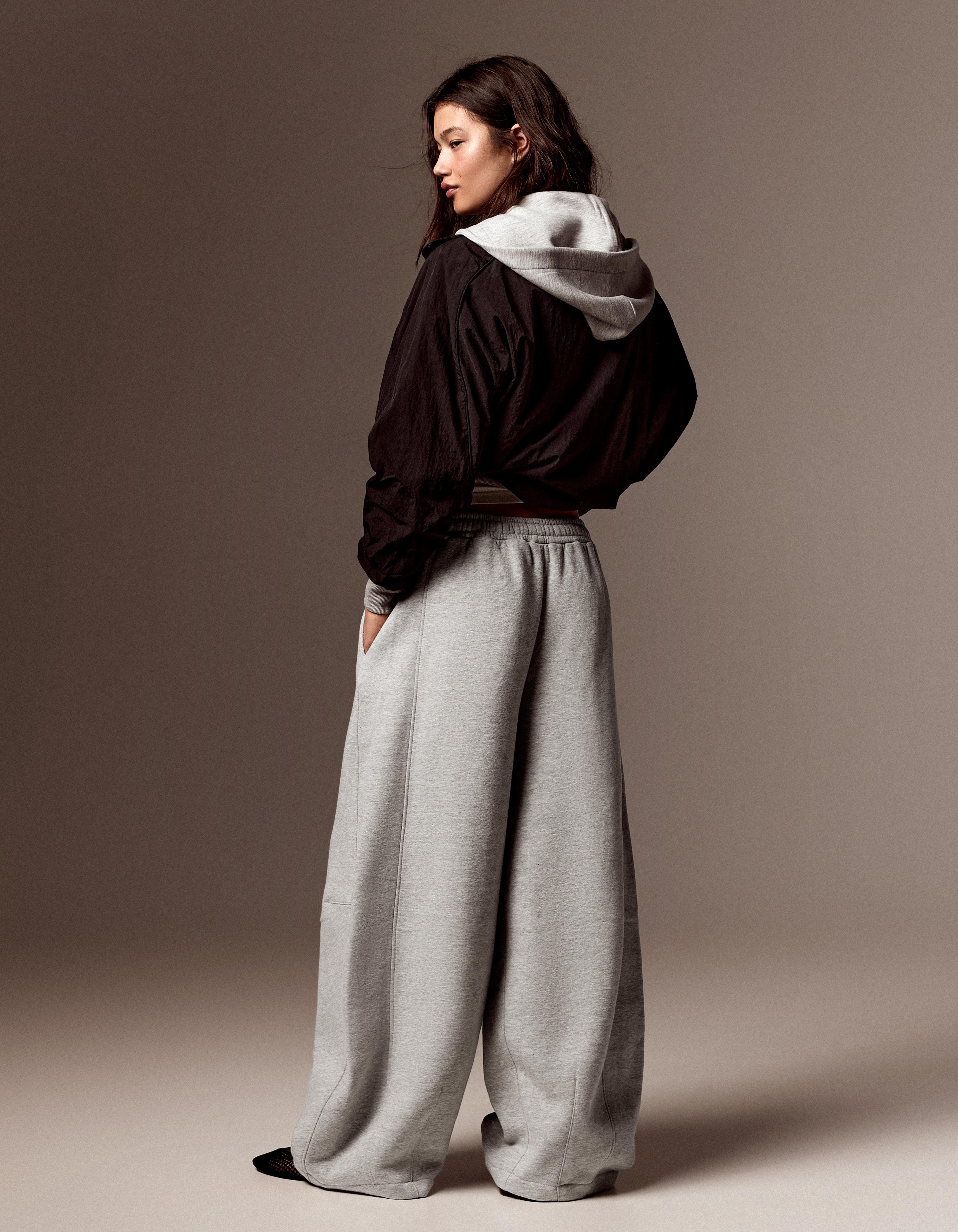 Plush parachute trousers — Grey