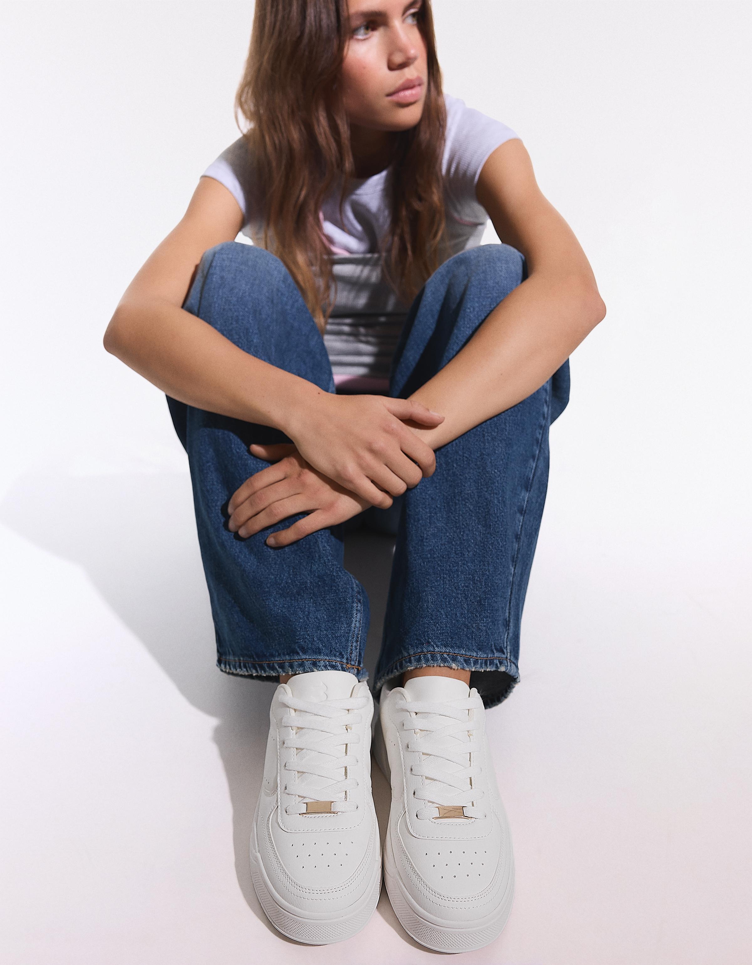 Basic trainers — WHITE