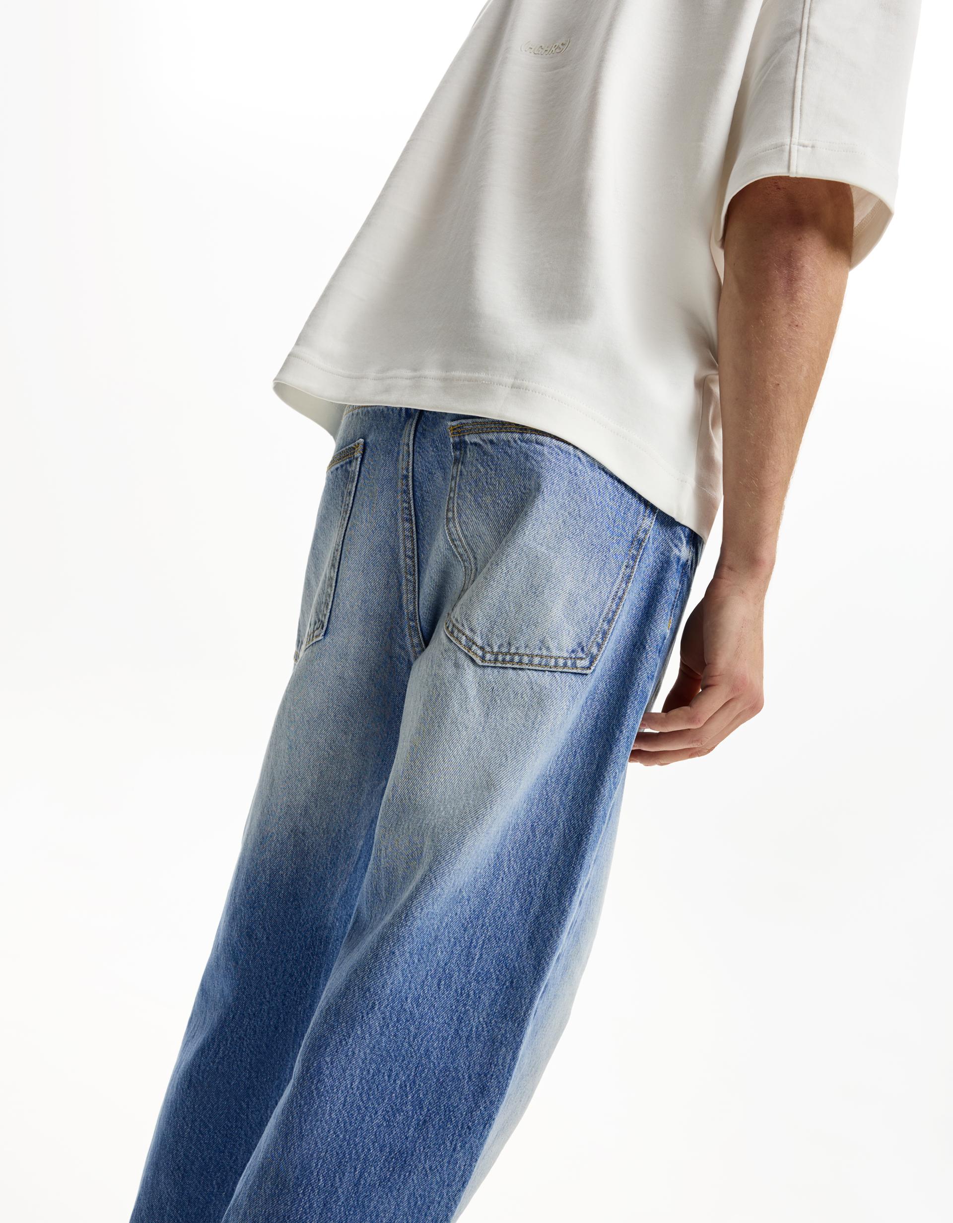 Straight fit ’90s jeans