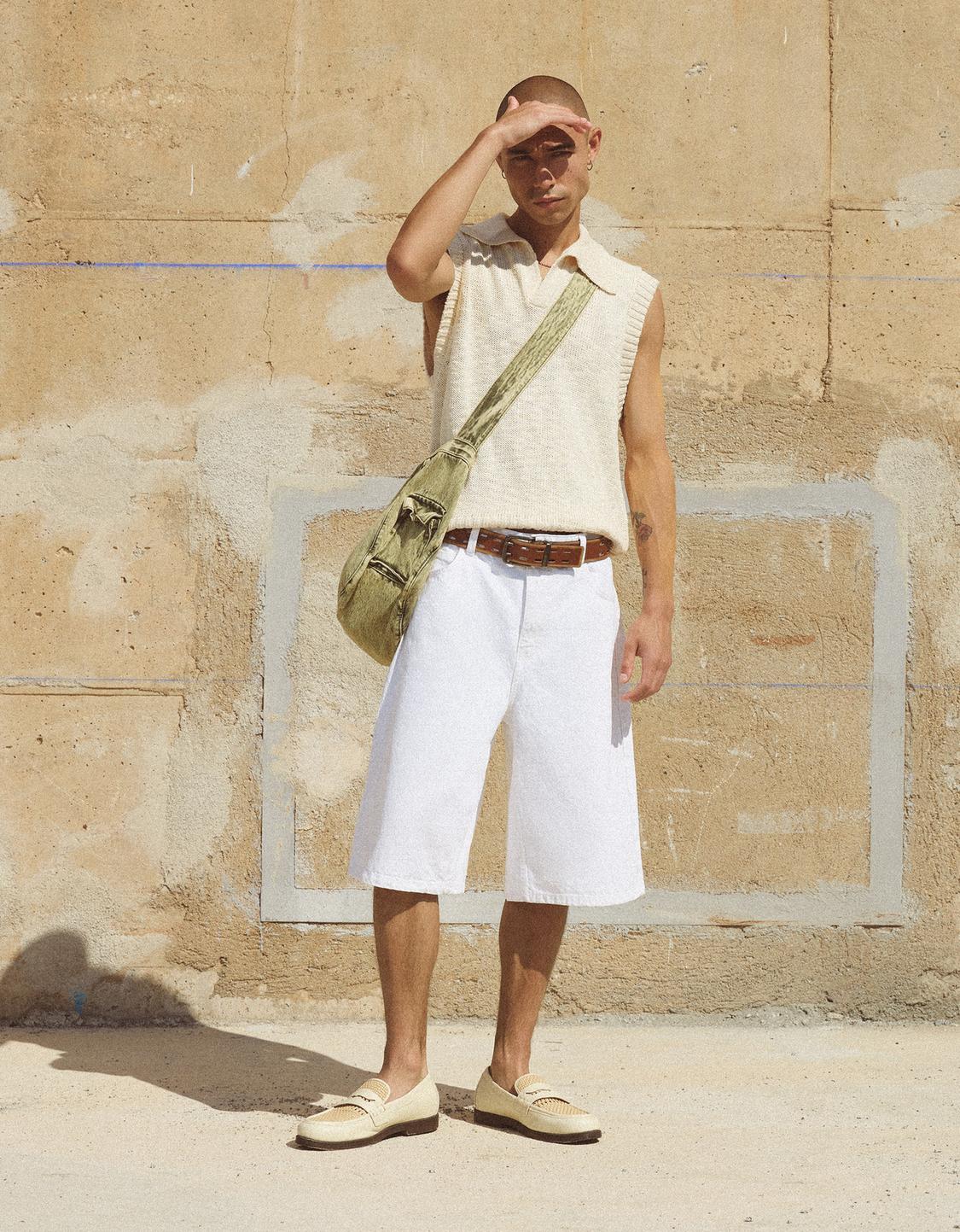 Rustic polo collar vest