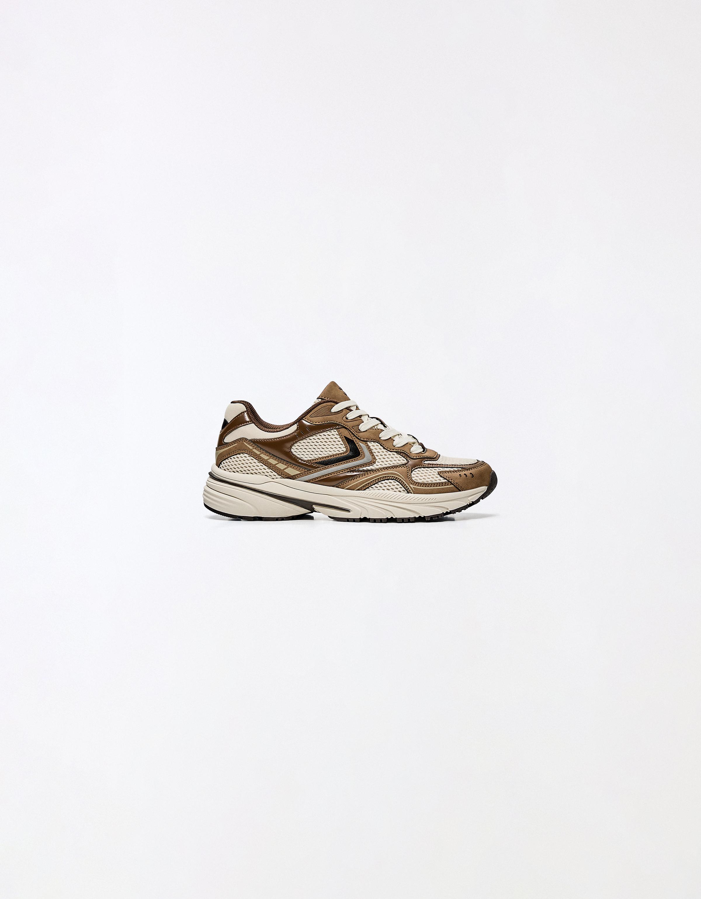 MULTI-PIECE TRAINERS — Multicolored