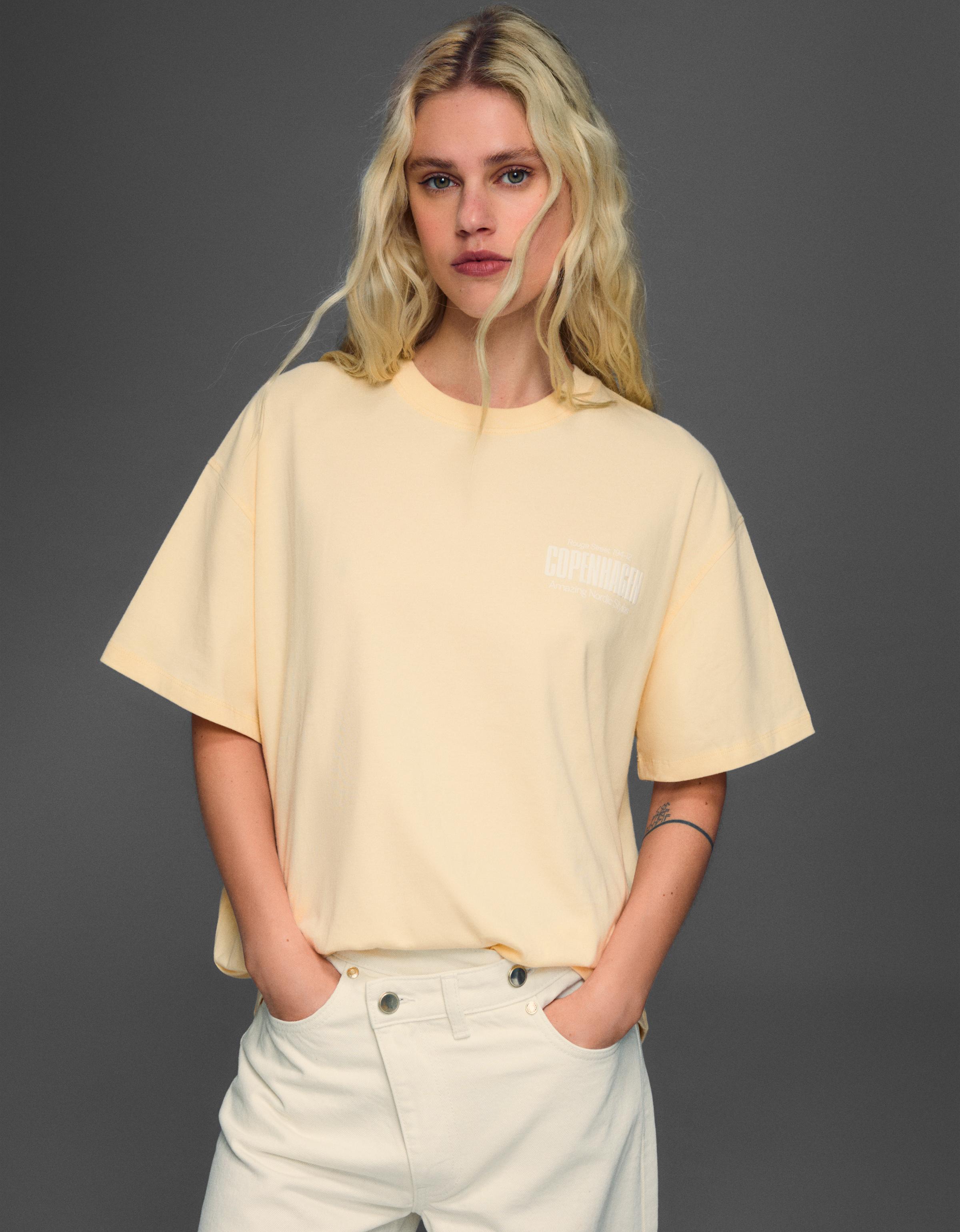 Bershka T-Shirt Mit Kurzen Ärmeln Und Print Damen Xxs Gelb