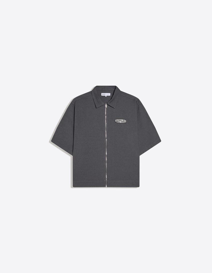 Short sleeve embroidered shirt with zip-Dark grey