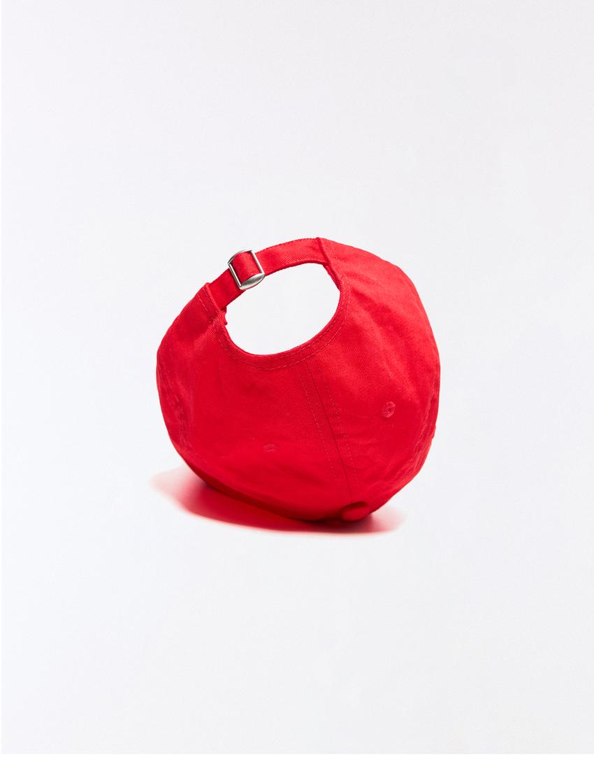 Embroidered cap-Red