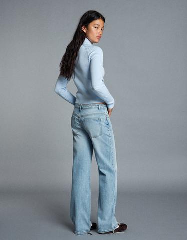 Wide-leg straight-fit jeans with crossover waist — Light blue 2