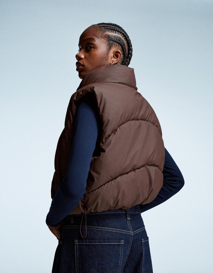 Cropped puffer gilet-Brown-1