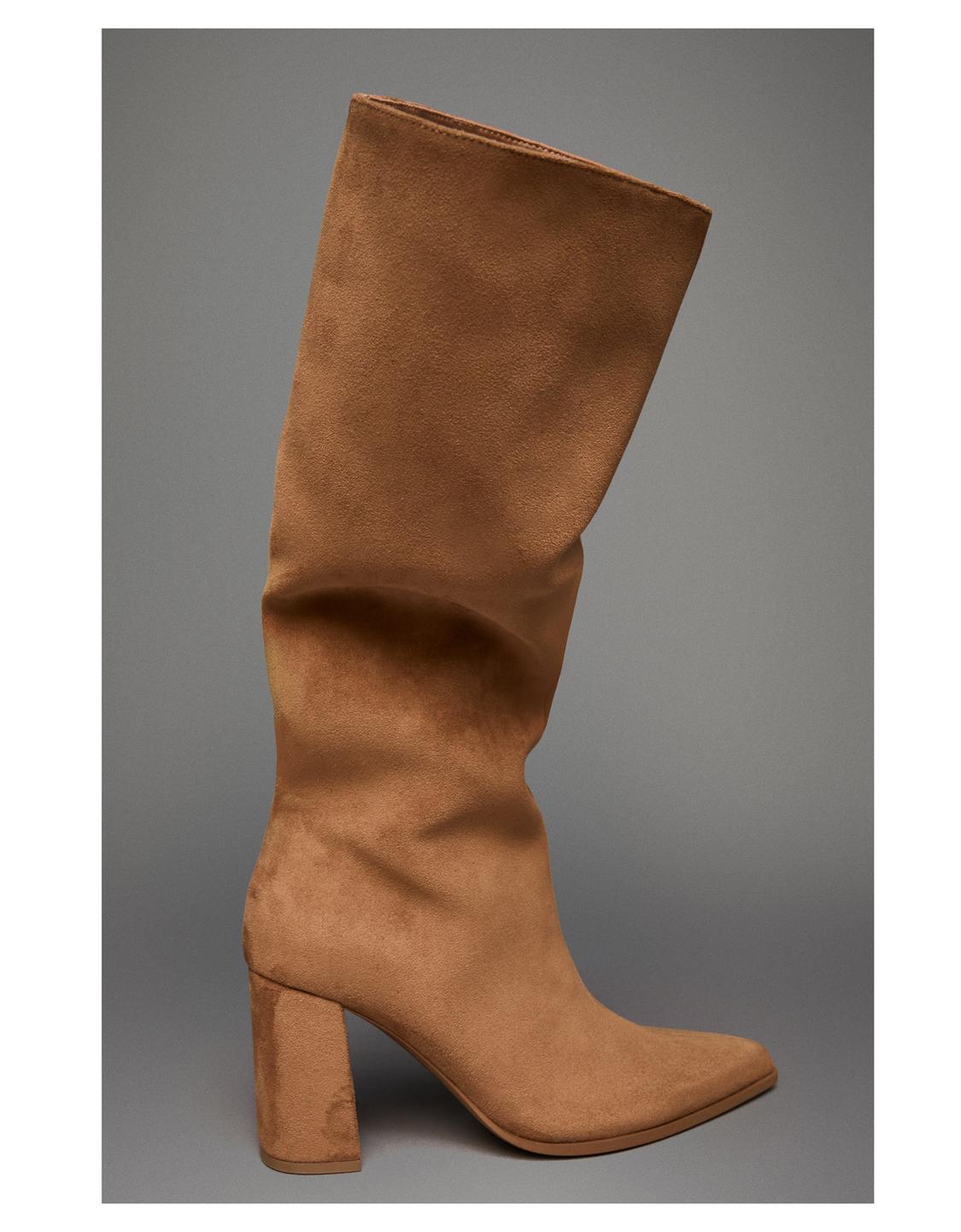 Block heel boots