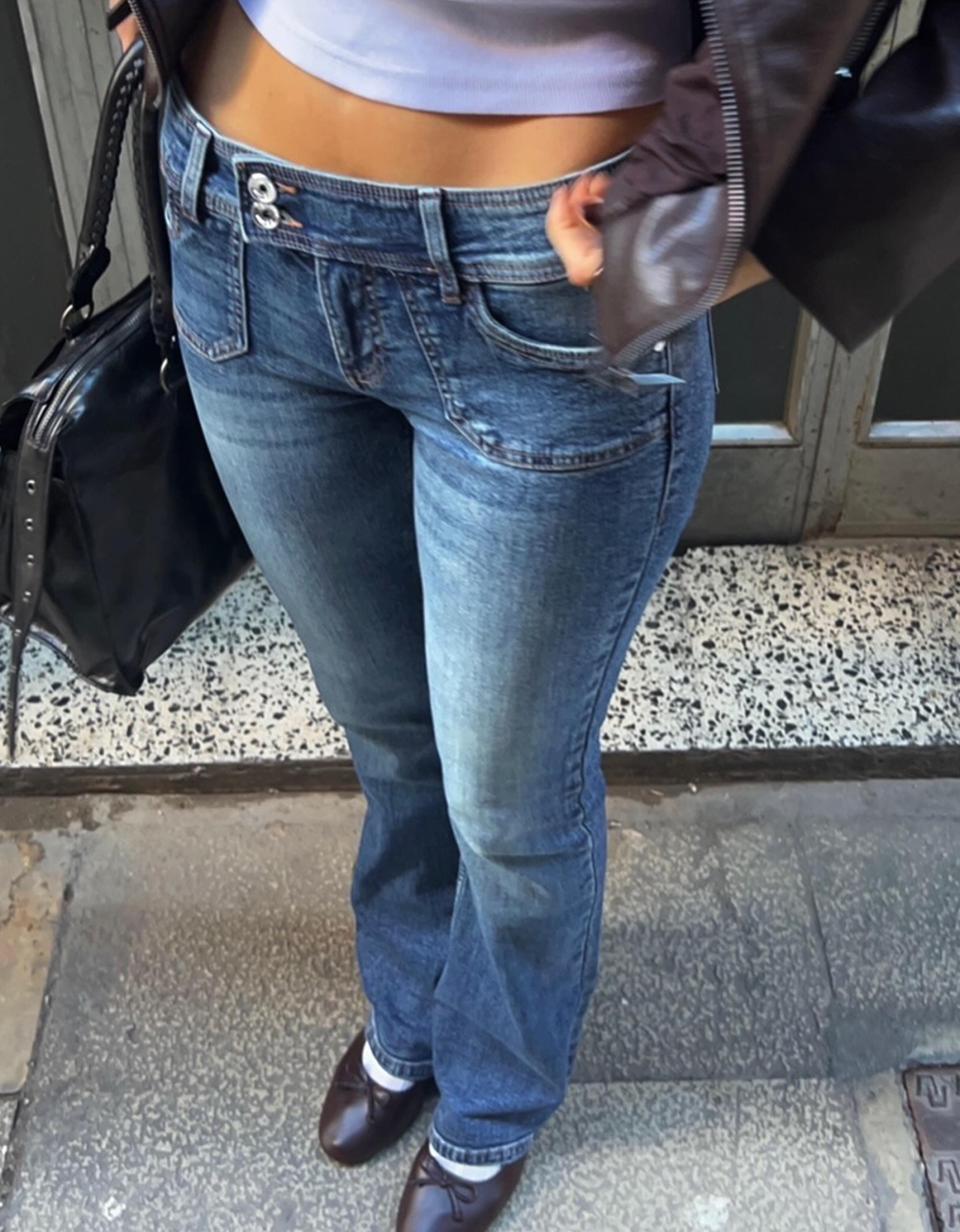 Low-rise boot-cut jeans — Light blue