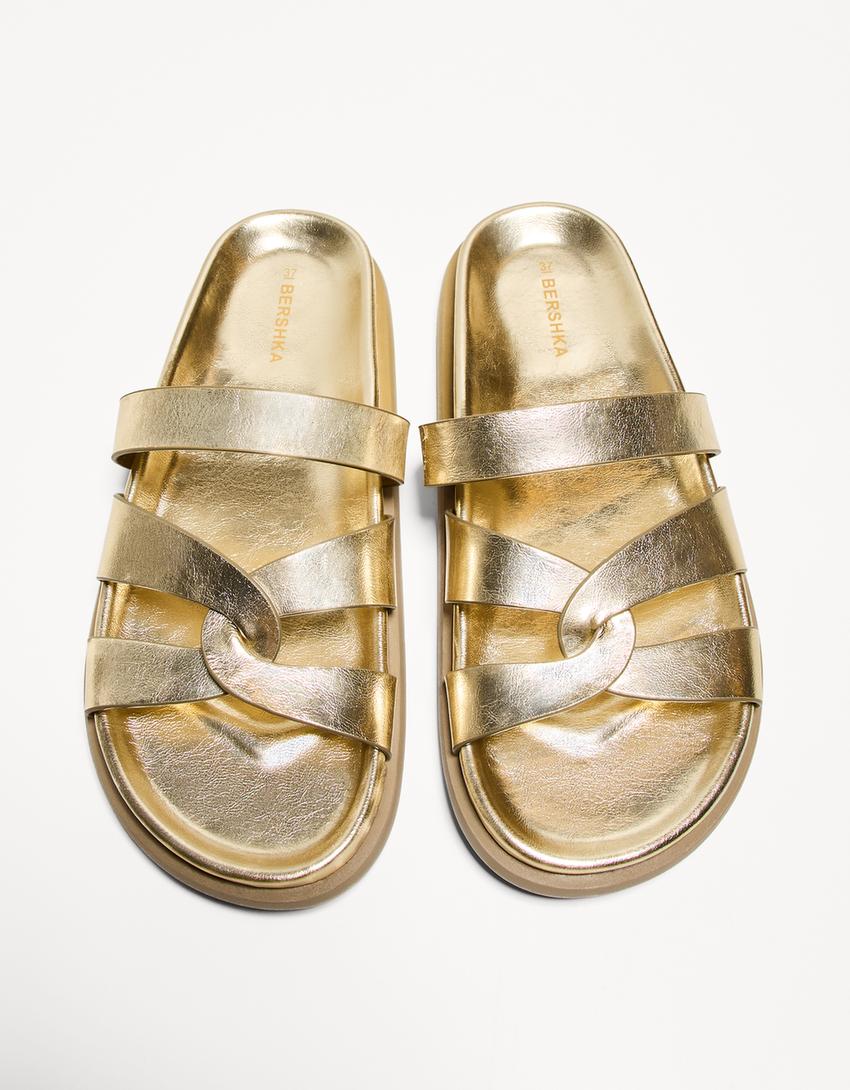 Flade sandaler med flere remme-Guld