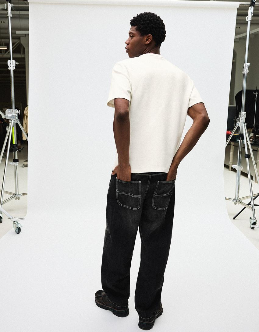 Textured short sleeve T-shirt-Off white