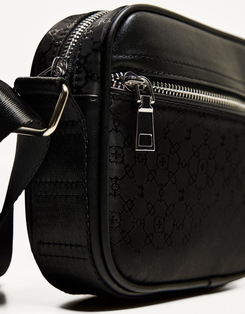 Bolso crossbody técnico print-Negro-1