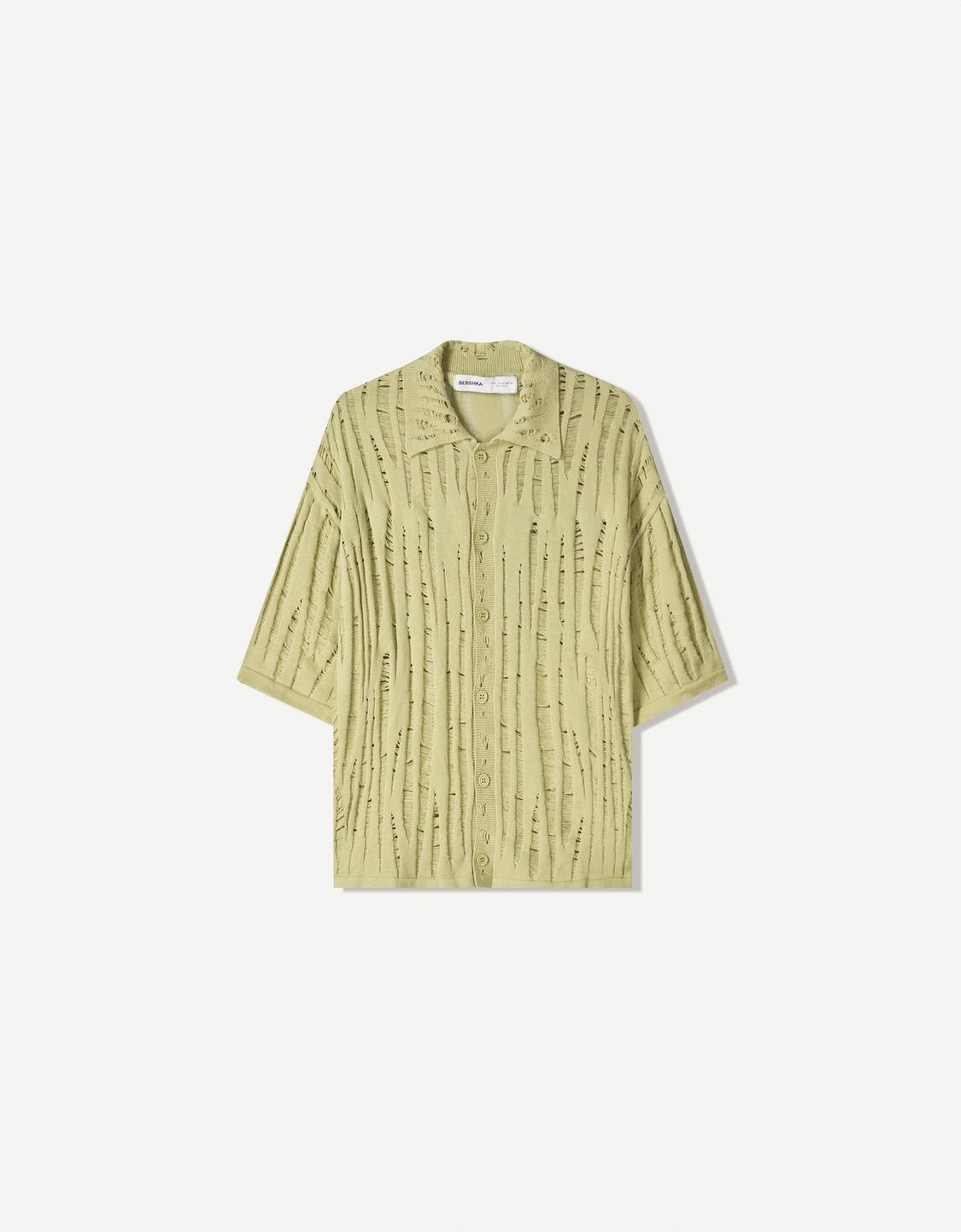 Short sleeve ripped shirt