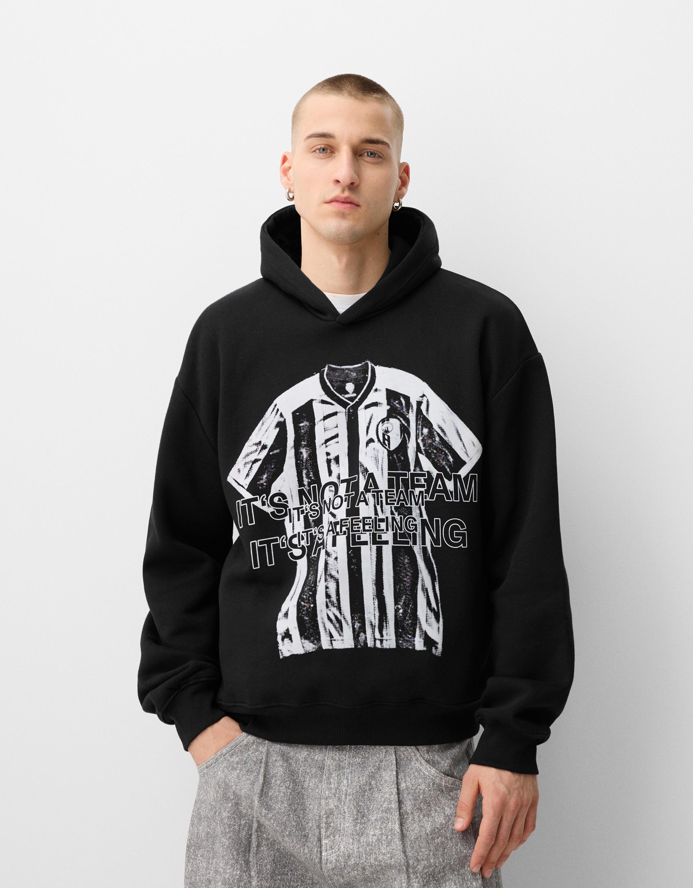 Bershka Bedruckter Oversize-Hoodie Herren M Schwarz