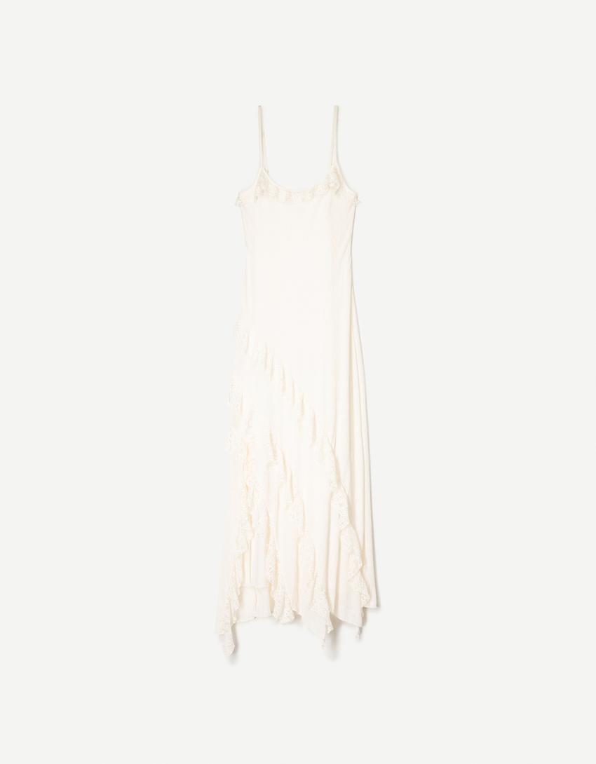 Ruffled maxi dress with blonde lace-Cream