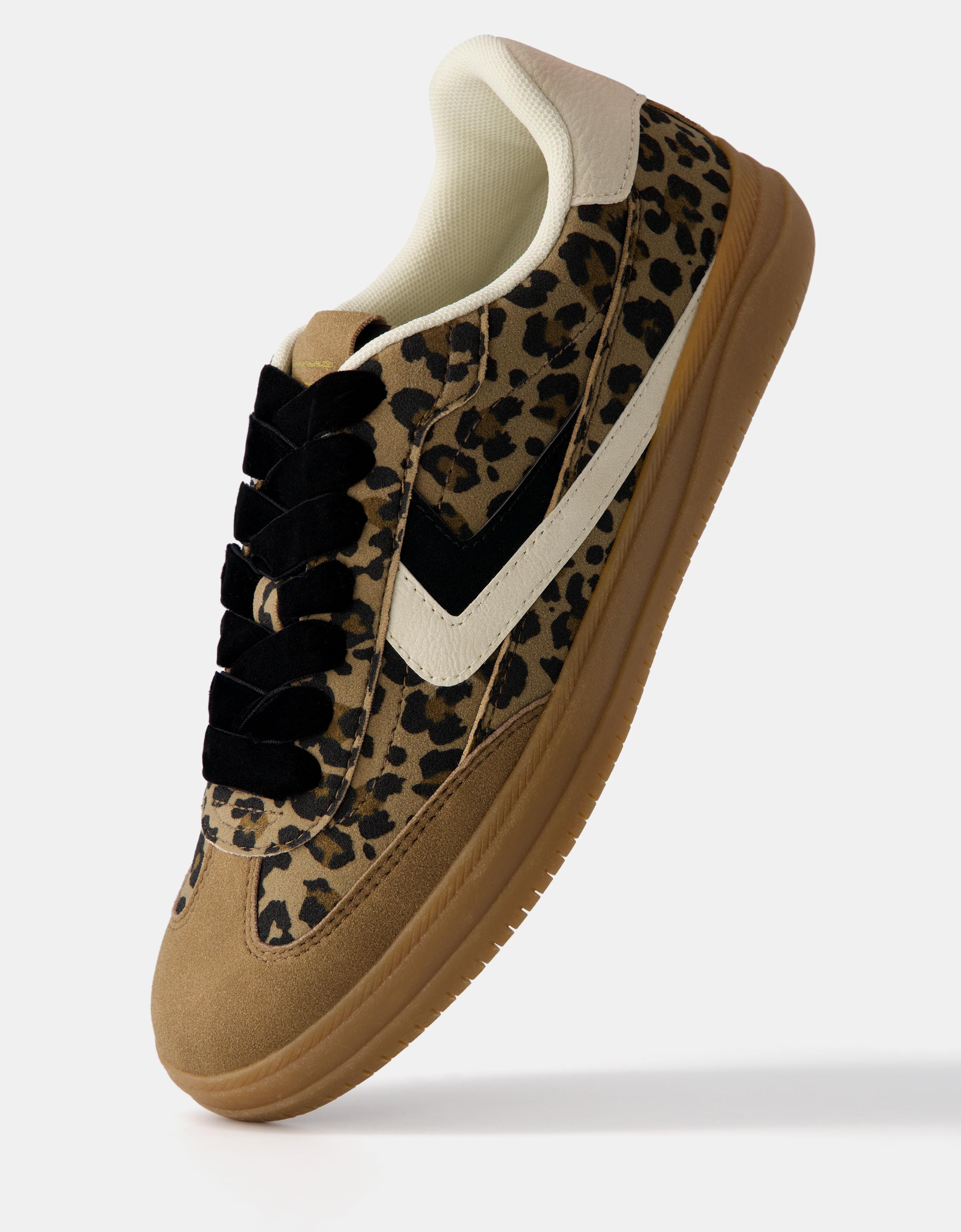 Retro animal print sneakers - Shoes - BSK Teen | Bershka