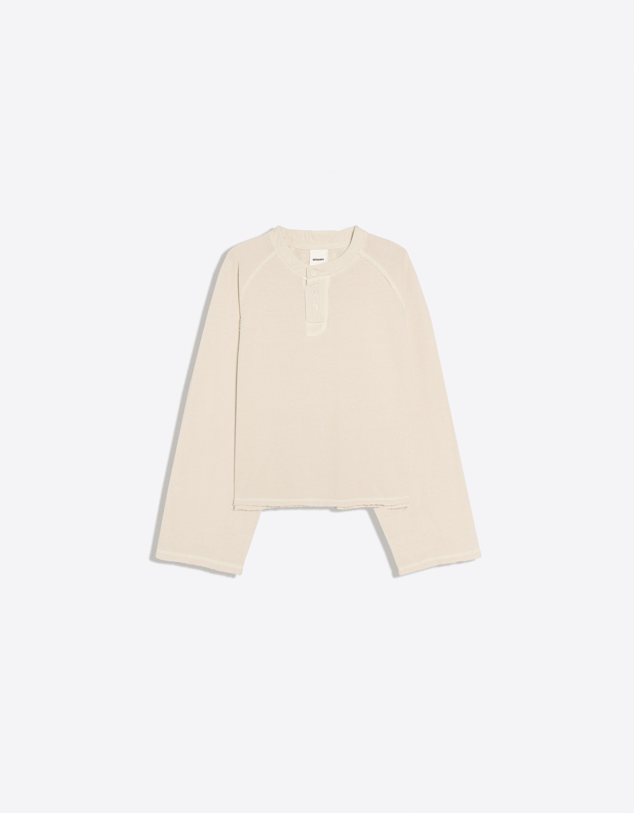 Long sleeve henley print T-shirt — Sand