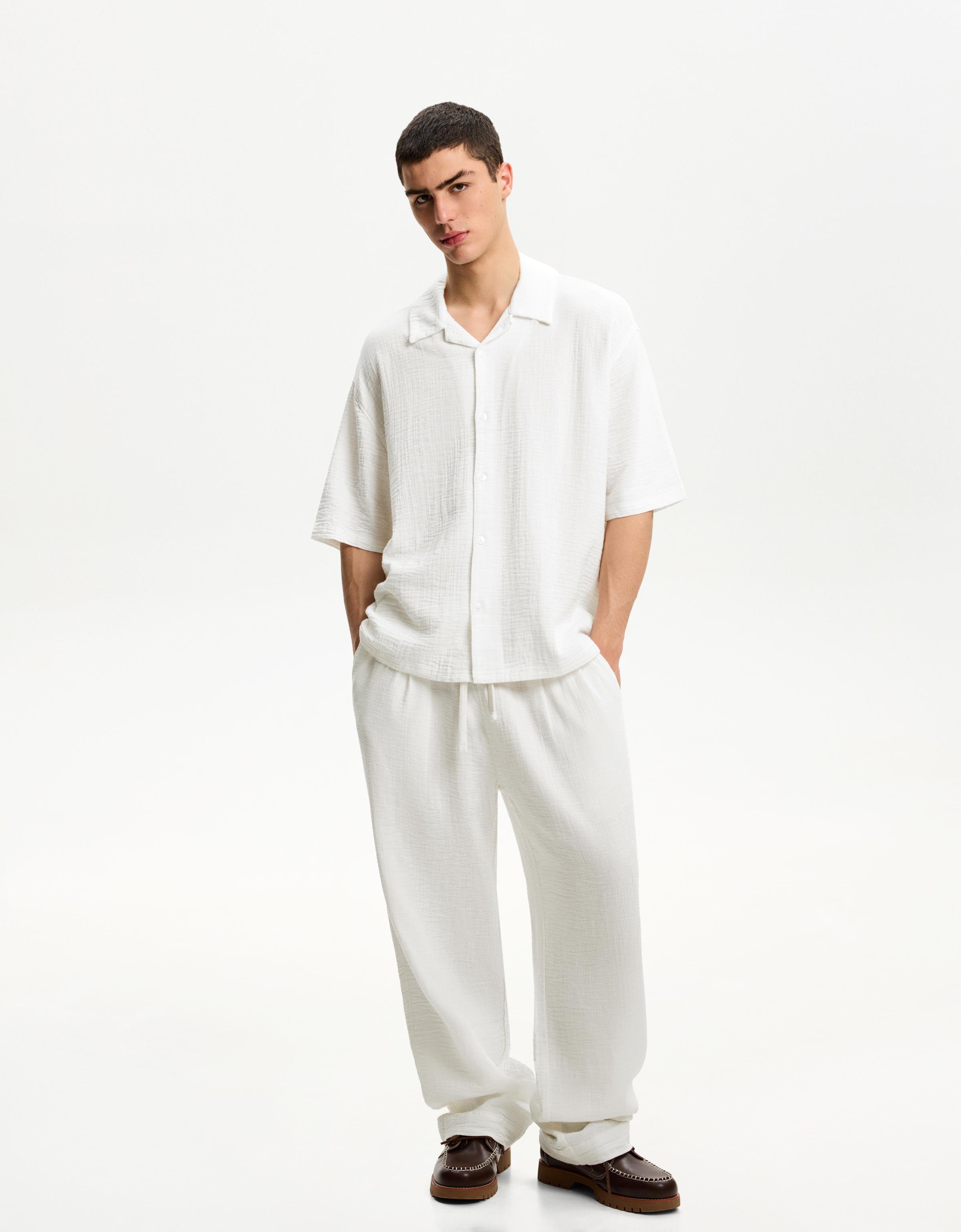 Bershka Wide-Leg-Hose Aus Crêpe Herren Xs Weiss