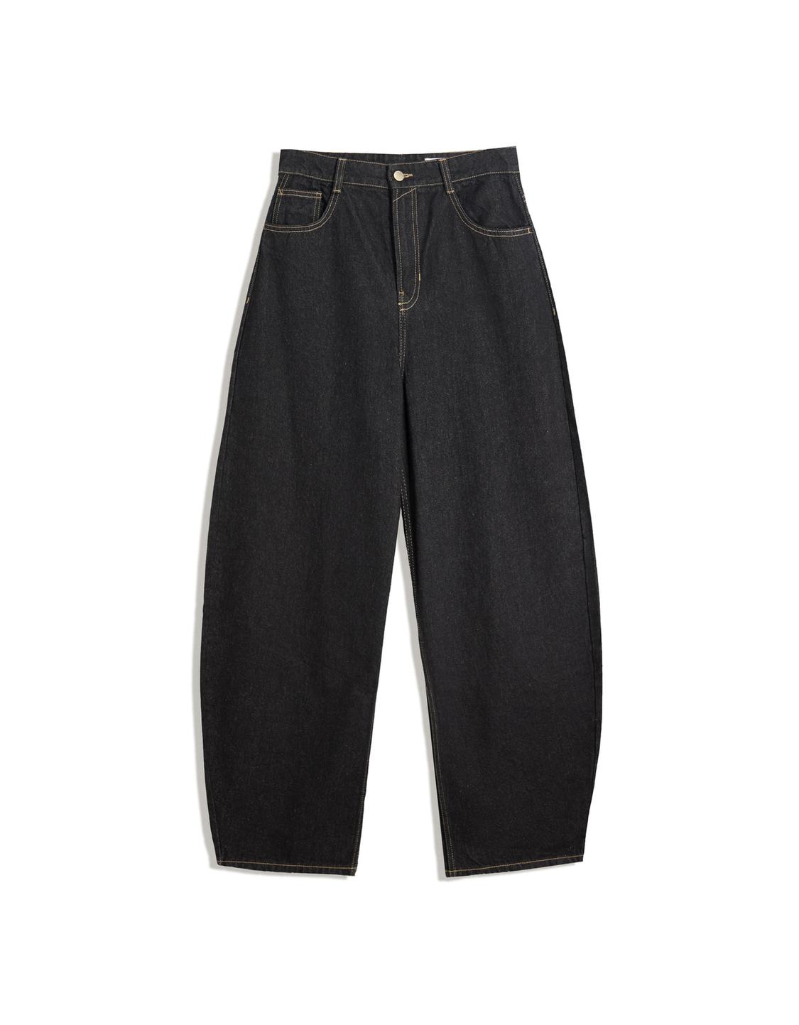 Wide-leg barrel jeans