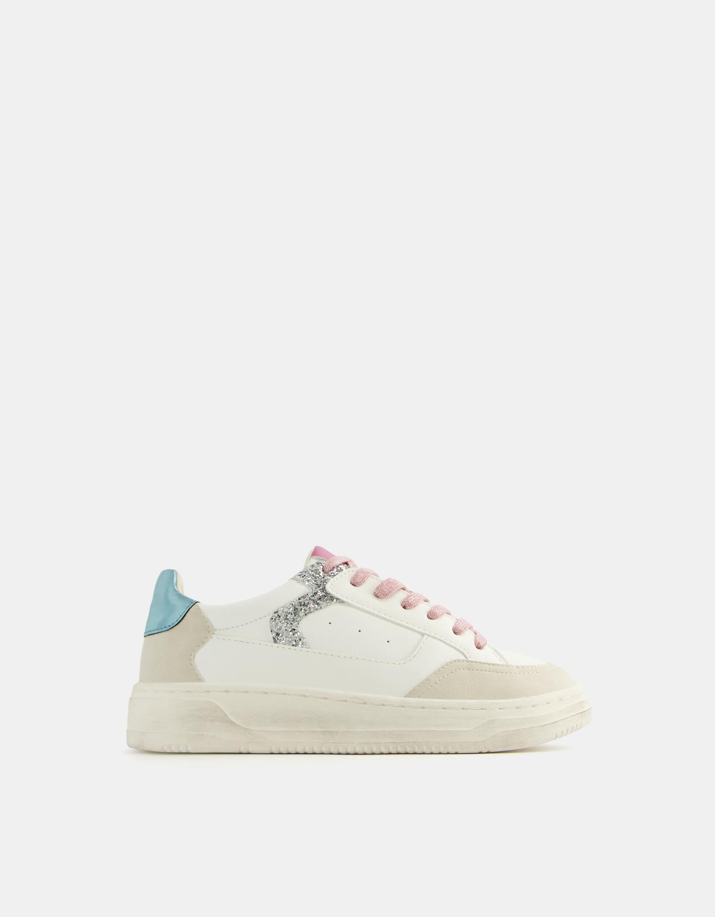 Bershka Sneakers Con Brillanti E Suola Effetto Consumato Donna 37 Bianco