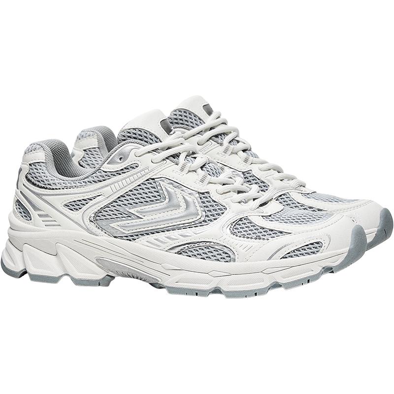 MULTI-PIECE TRAINERS — Multicolored