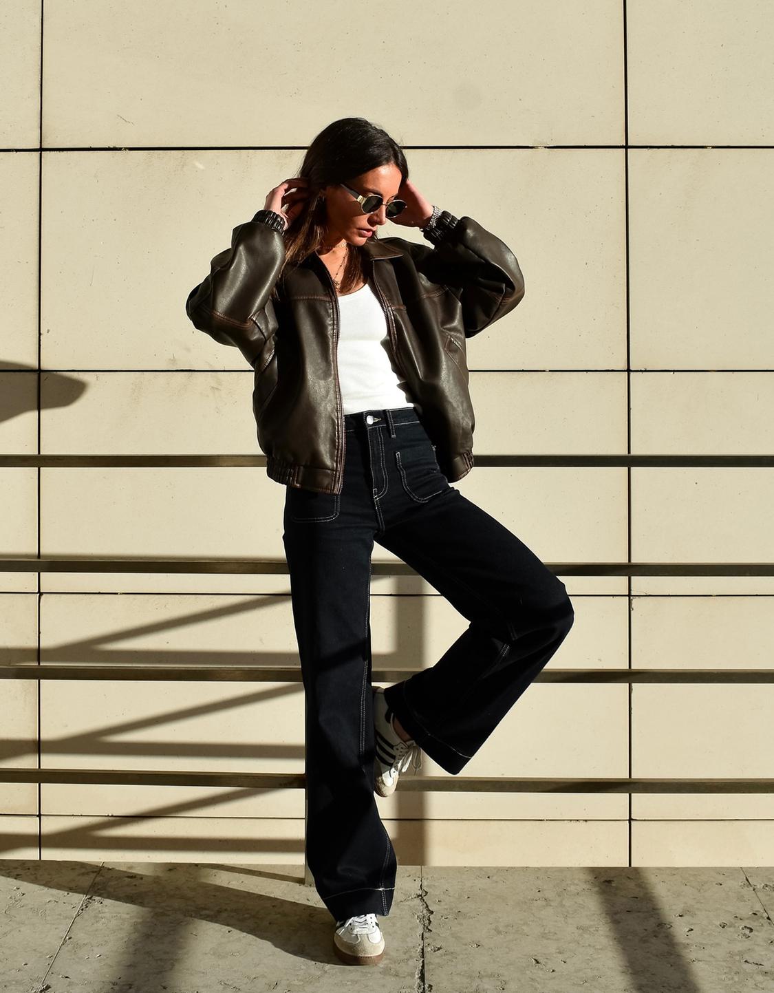 Seamless wide-leg jeans