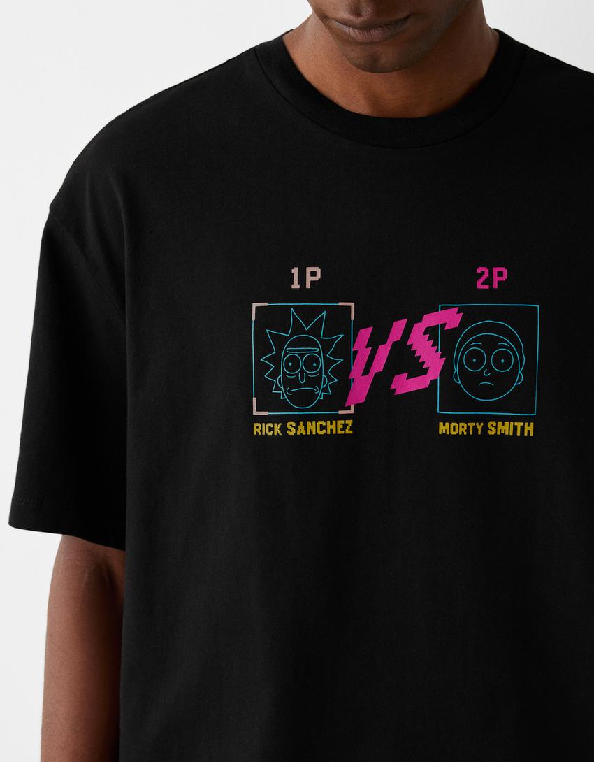 تيشرت بطبعة ريك ومورتي وقصّة مربعة وأكمام قصيرة-أسود-6