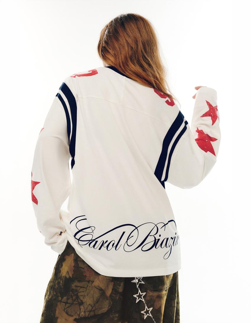 Camiseta oversize estampada Carol Biazin Collection-Off-white