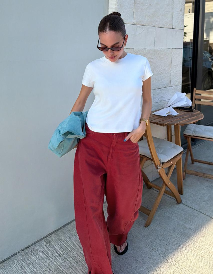 Arka tokalı barrel fit pantolon-Kırmızı