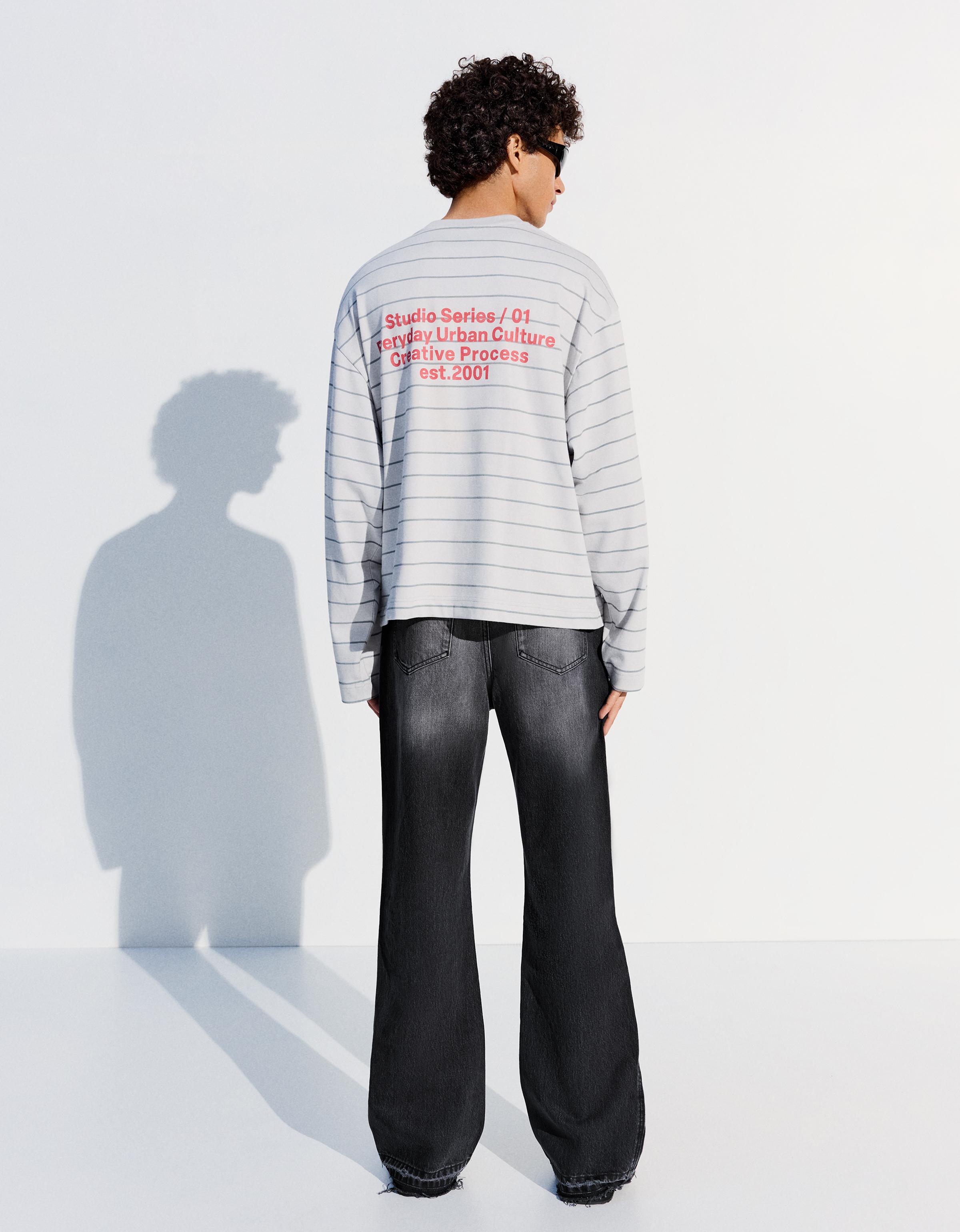 Straight flared jeans — Black