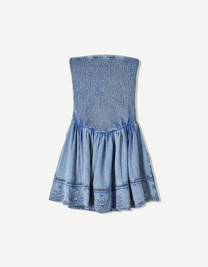 Mini-Kleid mit Rüschen