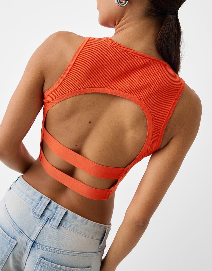 توب بفتحة وحمالات-أحمر-2